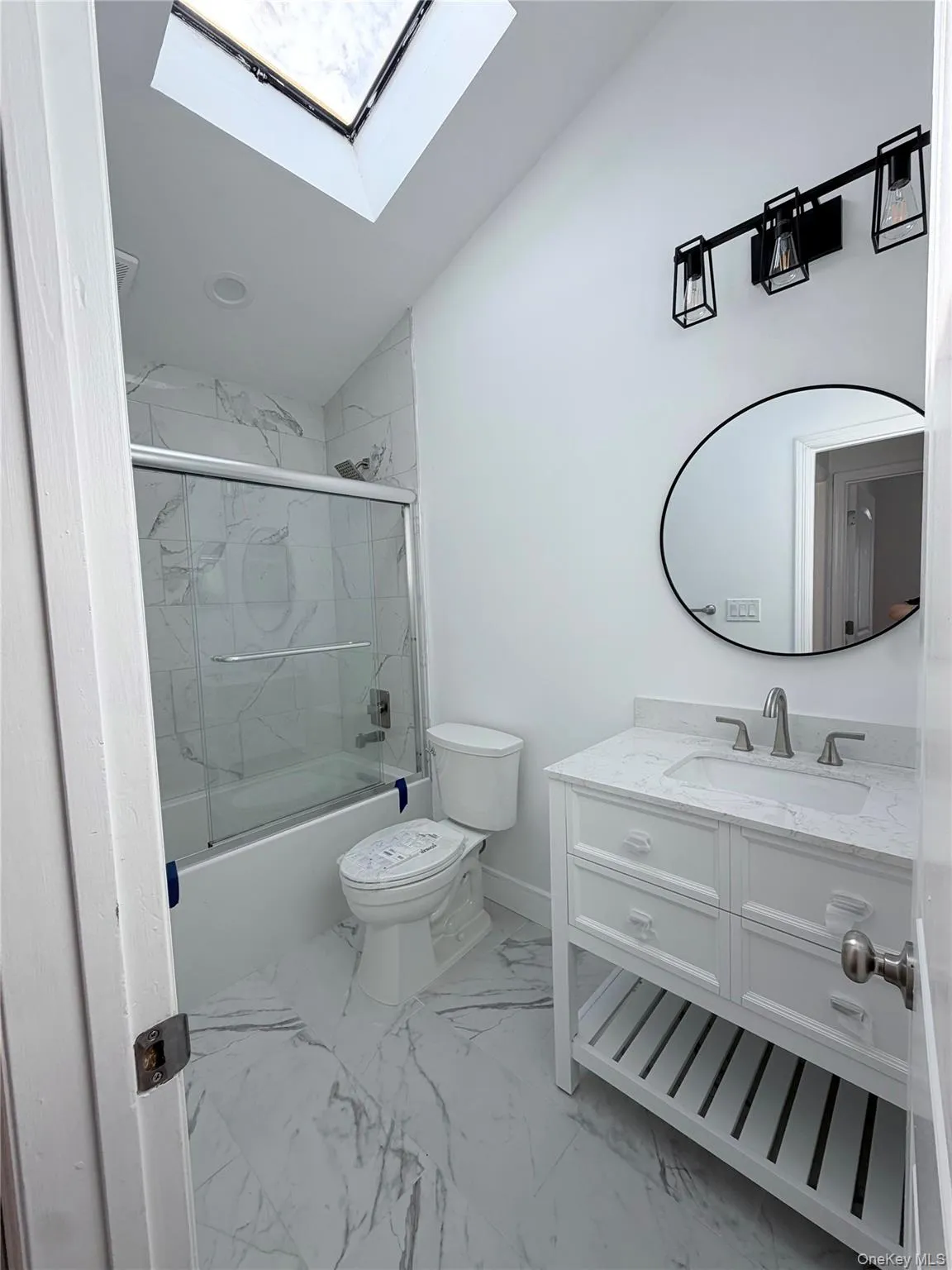 62 Hickory Road, North Hempstead, NY, 3 Bedrooms Bedrooms, 7 Rooms Rooms,2 BathroomsBathrooms,Residential Lease,For Rent,Hickory,0,1021963 62 Hickory Road, North Hempstead, NY, 3 Bedrooms Bedrooms, 7 Rooms Rooms,2 BathroomsBathrooms,Residential Lease,For Rent,Hickory,0,1021963
