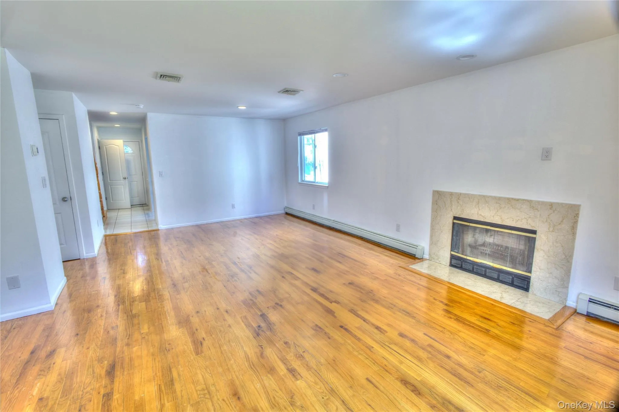 62 Hickory Road, North Hempstead, NY, 3 Bedrooms Bedrooms, 7 Rooms Rooms,2 BathroomsBathrooms,Residential Lease,For Rent,Hickory,0,1021963 62 Hickory Road, North Hempstead, NY, 3 Bedrooms Bedrooms, 7 Rooms Rooms,2 BathroomsBathrooms,Residential Lease,For Rent,Hickory,0,1021963