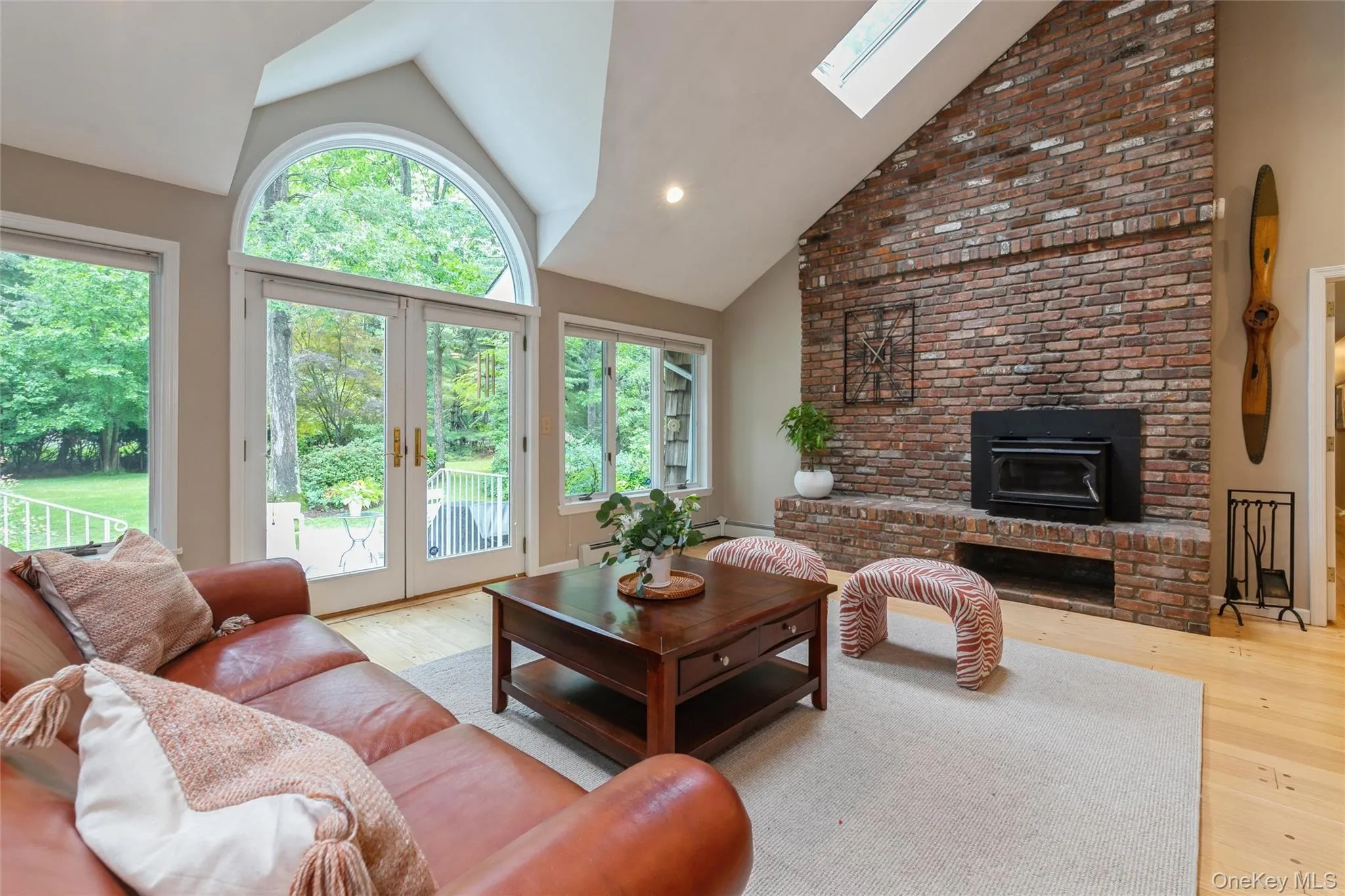 63 Meadow Road, Brookhaven, NY, 6 Bedrooms Bedrooms, 10 Rooms Rooms,5 BathroomsBathrooms,Residential,For Rent,Meadow,0,1021964 63 Meadow Road, Brookhaven, NY, 6 Bedrooms Bedrooms, 10 Rooms Rooms,5 BathroomsBathrooms,Residential,For Rent,Meadow,0,1021964