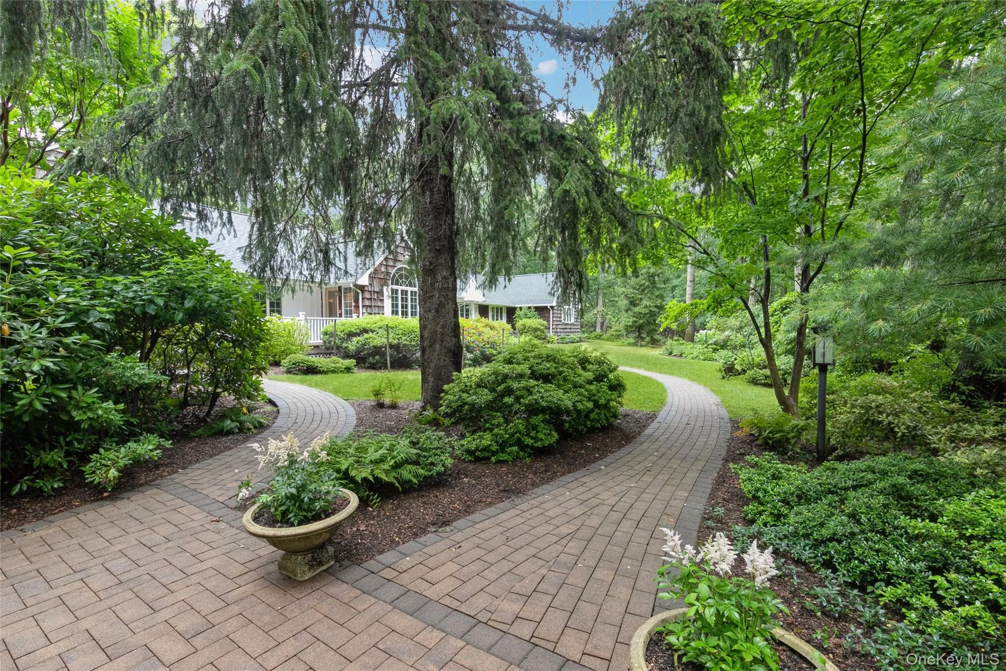 63 Meadow Road, Brookhaven, NY, 6 Bedrooms Bedrooms, 10 Rooms Rooms,5 BathroomsBathrooms,Residential,For Rent,Meadow,0,1021964 63 Meadow Road, Brookhaven, NY, 6 Bedrooms Bedrooms, 10 Rooms Rooms,5 BathroomsBathrooms,Residential,For Rent,Meadow,0,1021964