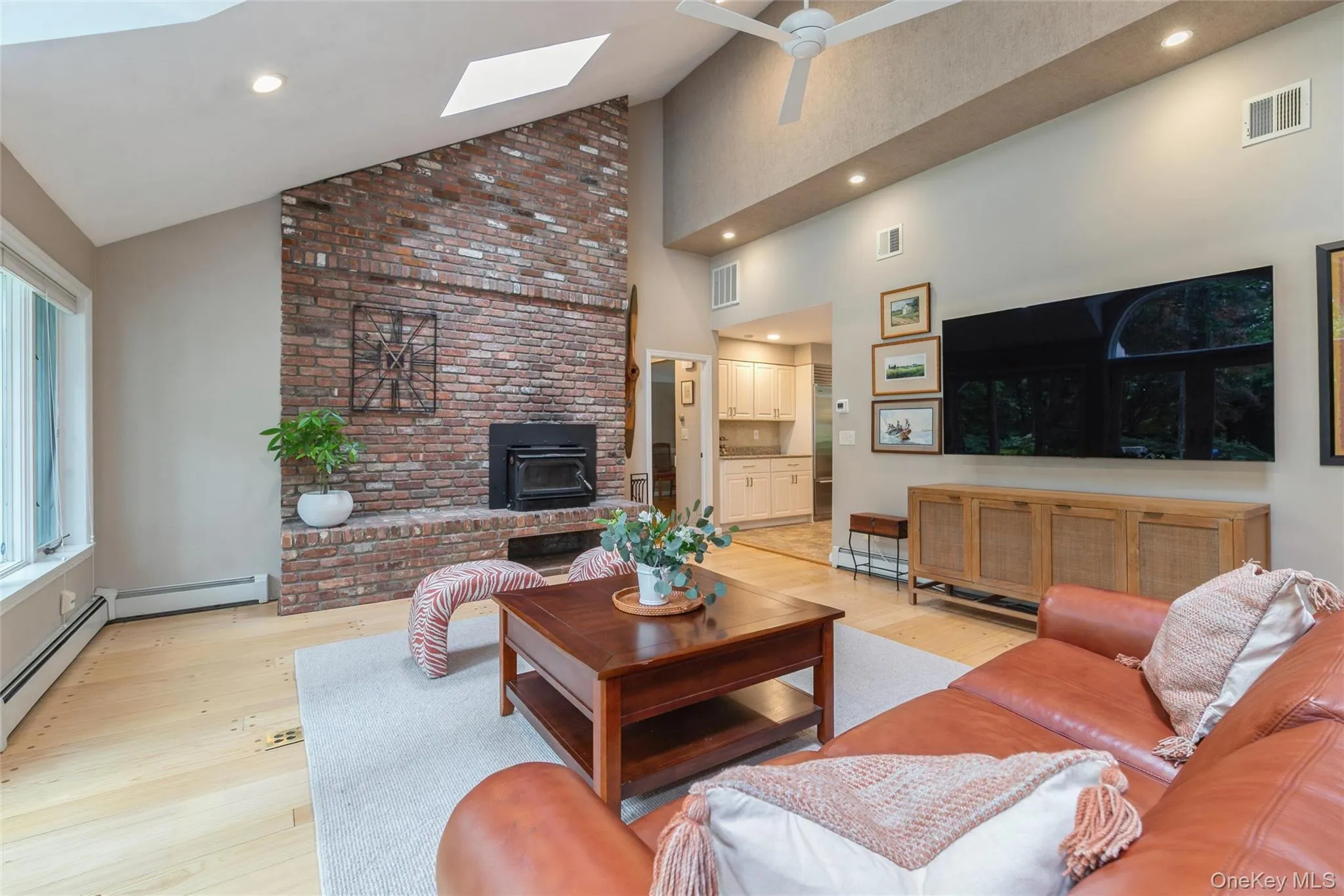 63 Meadow Road, Brookhaven, NY, 6 Bedrooms Bedrooms, 10 Rooms Rooms,5 BathroomsBathrooms,Residential,For Rent,Meadow,0,1021964 63 Meadow Road, Brookhaven, NY, 6 Bedrooms Bedrooms, 10 Rooms Rooms,5 BathroomsBathrooms,Residential,For Rent,Meadow,0,1021964