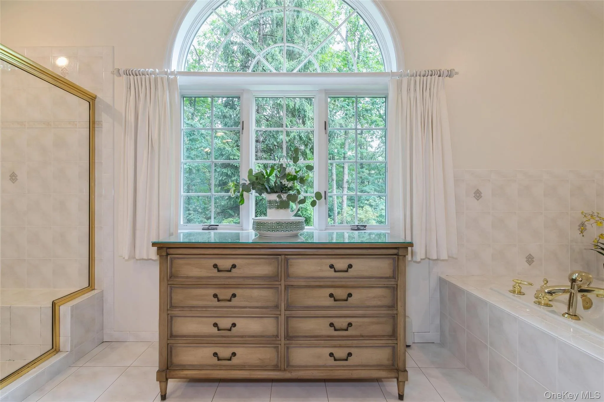 63 Meadow Road, Brookhaven, NY, 6 Bedrooms Bedrooms, 10 Rooms Rooms,5 BathroomsBathrooms,Residential,For Rent,Meadow,0,1021964 63 Meadow Road, Brookhaven, NY, 6 Bedrooms Bedrooms, 10 Rooms Rooms,5 BathroomsBathrooms,Residential,For Rent,Meadow,0,1021964
