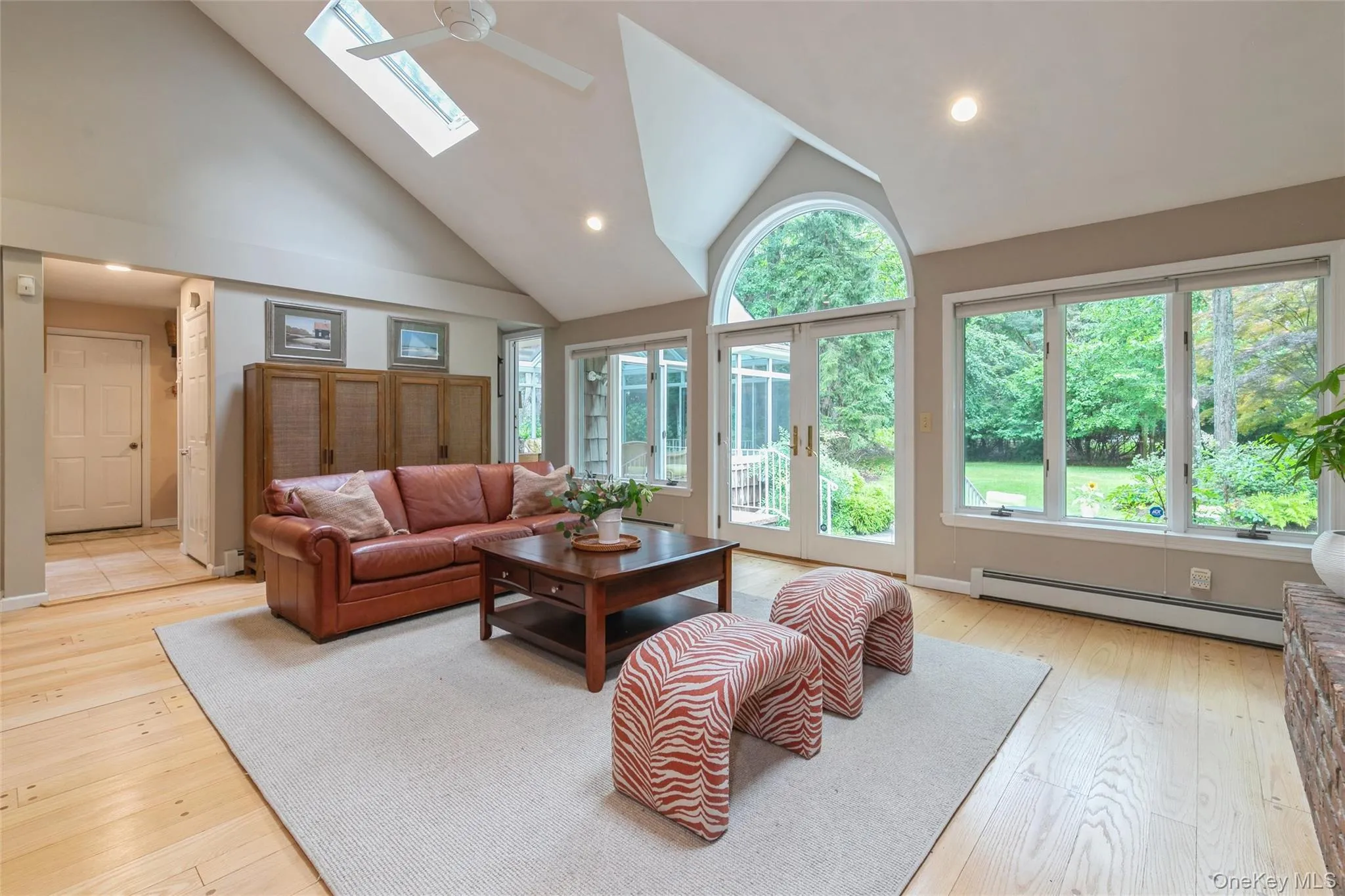 63 Meadow Road, Brookhaven, NY, 6 Bedrooms Bedrooms, 10 Rooms Rooms,5 BathroomsBathrooms,Residential,For Rent,Meadow,0,1021964 63 Meadow Road, Brookhaven, NY, 6 Bedrooms Bedrooms, 10 Rooms Rooms,5 BathroomsBathrooms,Residential,For Rent,Meadow,0,1021964