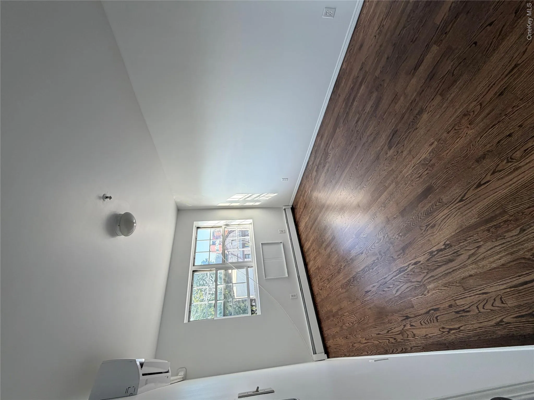 10804 35th Avenue, New York, NY, 1 Bedroom Bedrooms, 3 Rooms Rooms,1 BathroomBathrooms,Residential Lease,For Rent,35th,0,1021965 10804 35th Avenue, New York, NY, 1 Bedroom Bedrooms, 3 Rooms Rooms,1 BathroomBathrooms,Residential Lease,For Rent,35th,0,1021965