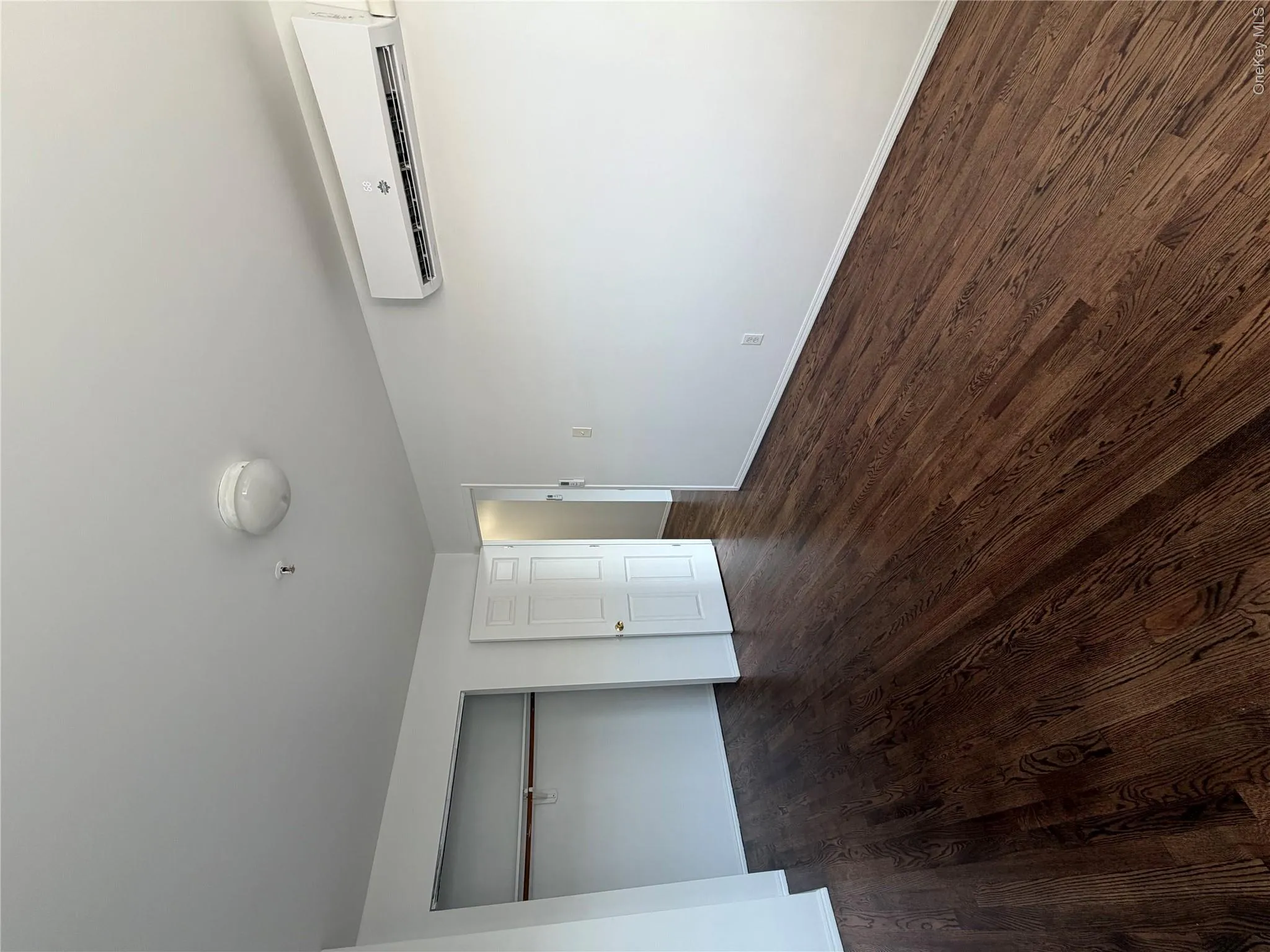 10804 35th Avenue, New York, NY, 1 Bedroom Bedrooms, 3 Rooms Rooms,1 BathroomBathrooms,Residential Lease,For Rent,35th,0,1021965 10804 35th Avenue, New York, NY, 1 Bedroom Bedrooms, 3 Rooms Rooms,1 BathroomBathrooms,Residential Lease,For Rent,35th,0,1021965