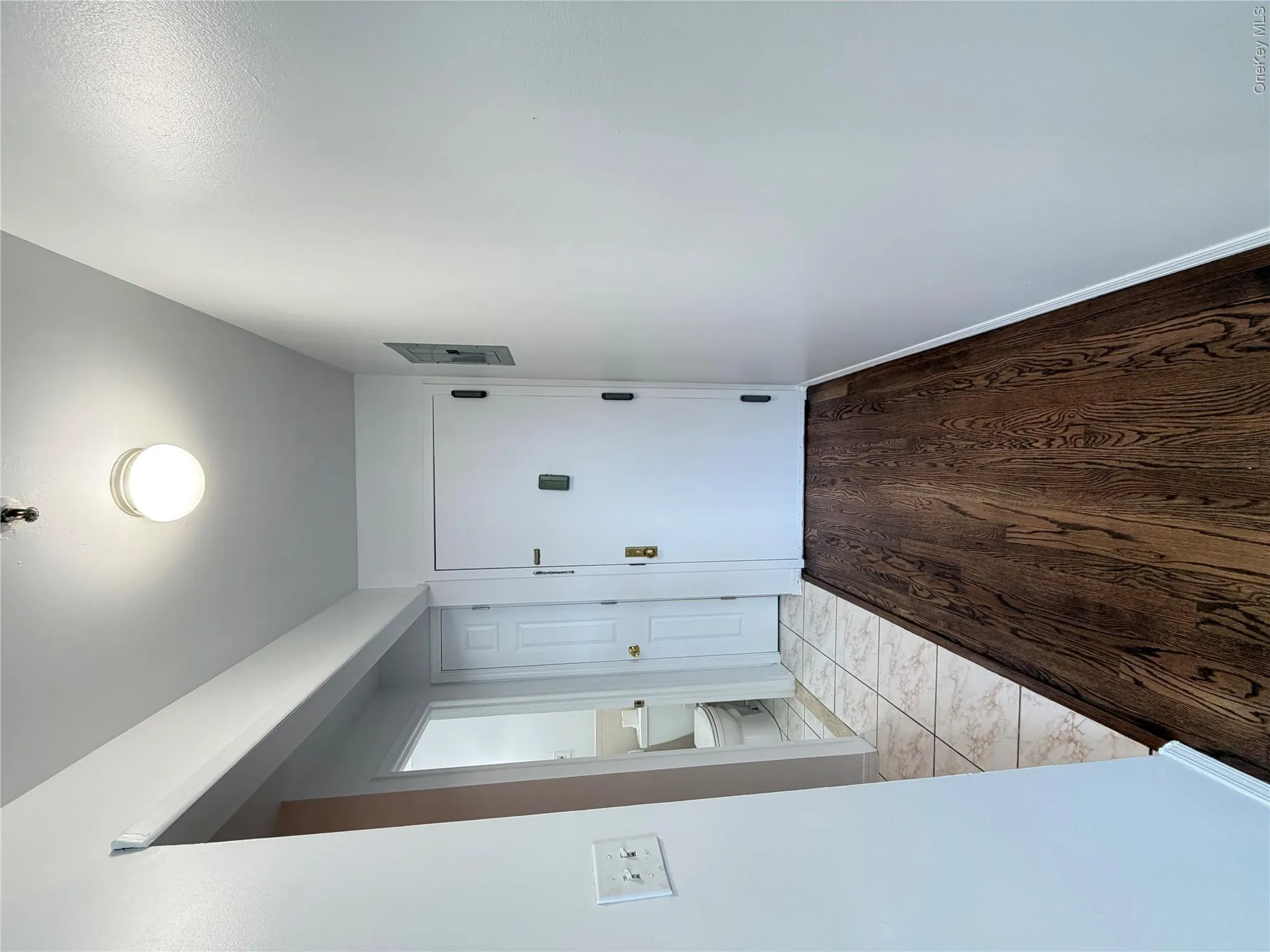 10804 35th Avenue, New York, NY, 1 Bedroom Bedrooms, 3 Rooms Rooms,1 BathroomBathrooms,Residential Lease,For Rent,35th,0,1021965 10804 35th Avenue, New York, NY, 1 Bedroom Bedrooms, 3 Rooms Rooms,1 BathroomBathrooms,Residential Lease,For Rent,35th,0,1021965