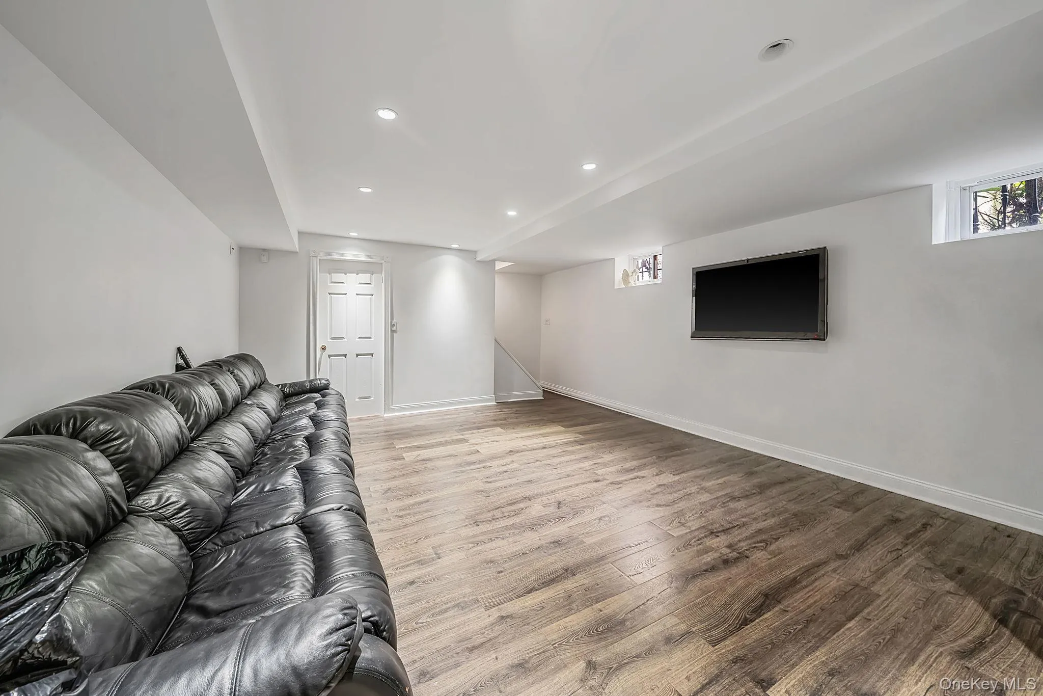 58 85th Street, New York, NY, 4 Bedrooms Bedrooms, 8 Rooms Rooms,2 BathroomsBathrooms,Residential,For Rent,85th,0,1021966 58 85th Street, New York, NY, 4 Bedrooms Bedrooms, 8 Rooms Rooms,2 BathroomsBathrooms,Residential,For Rent,85th,0,1021966