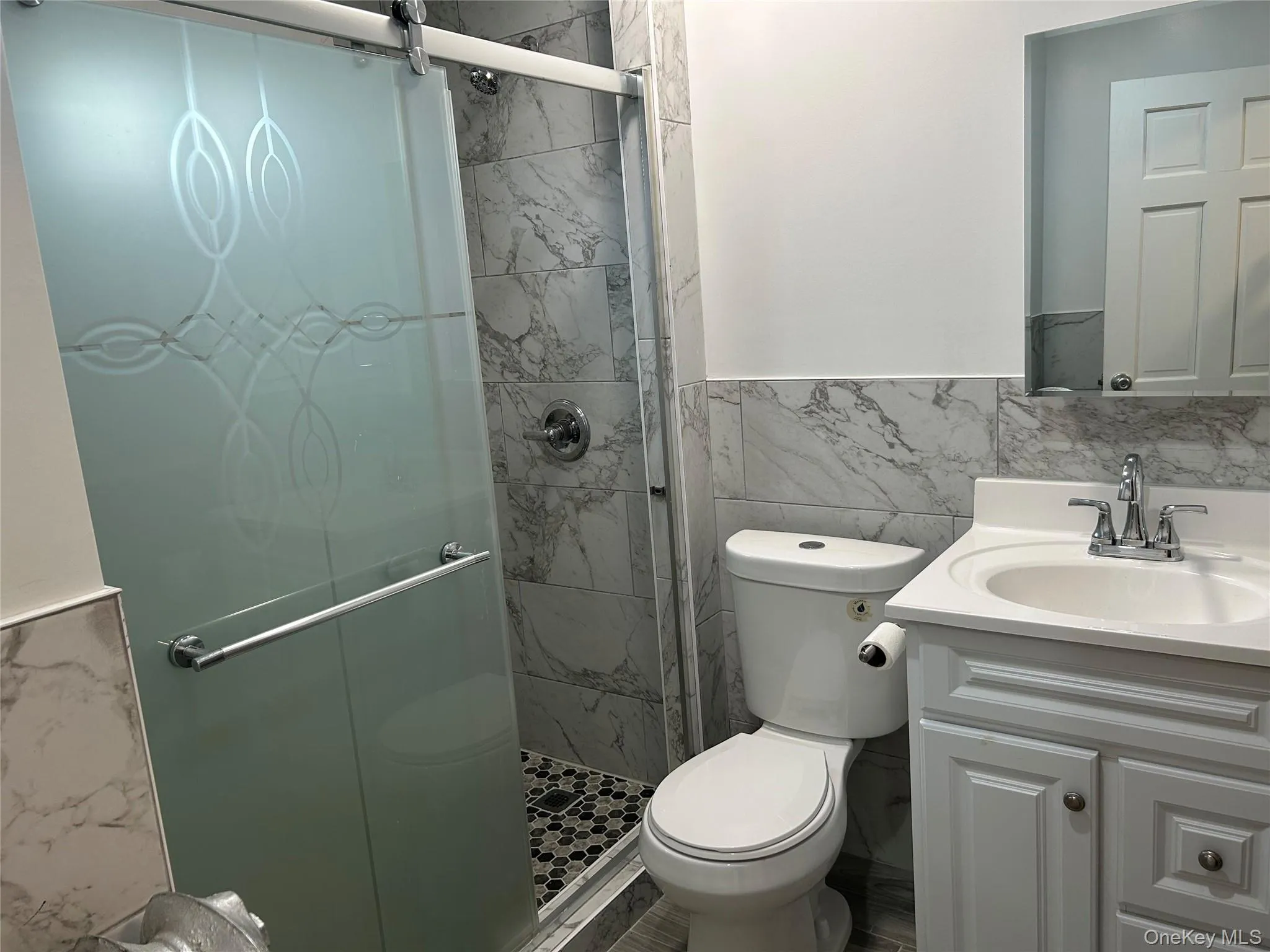 243-12 144 Avenue, New York, NY, 1 Bedroom Bedrooms, 4 Rooms Rooms,1 BathroomBathrooms,Residential Lease,For Rent,144 Avenue,0,1021967 243-12 144 Avenue, New York, NY, 1 Bedroom Bedrooms, 4 Rooms Rooms,1 BathroomBathrooms,Residential Lease,For Rent,144 Avenue,0,1021967