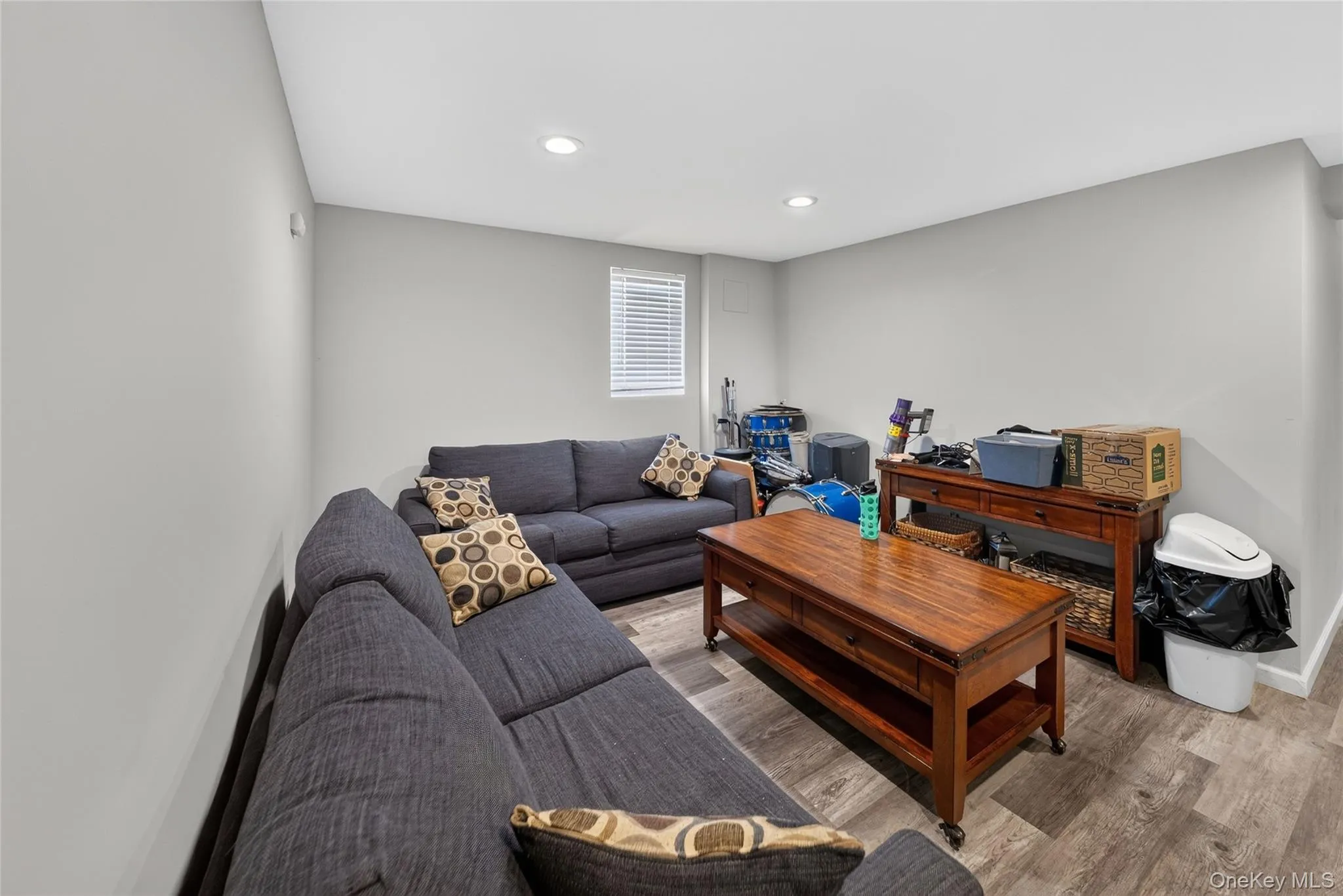 29 Beech Avenue, Brookhaven, NY, 3 Bedrooms Bedrooms, 11 Rooms Rooms,2 BathroomsBathrooms,Residential,For Rent,Beech,0,1021970 29 Beech Avenue, Brookhaven, NY, 3 Bedrooms Bedrooms, 11 Rooms Rooms,2 BathroomsBathrooms,Residential,For Rent,Beech,0,1021970