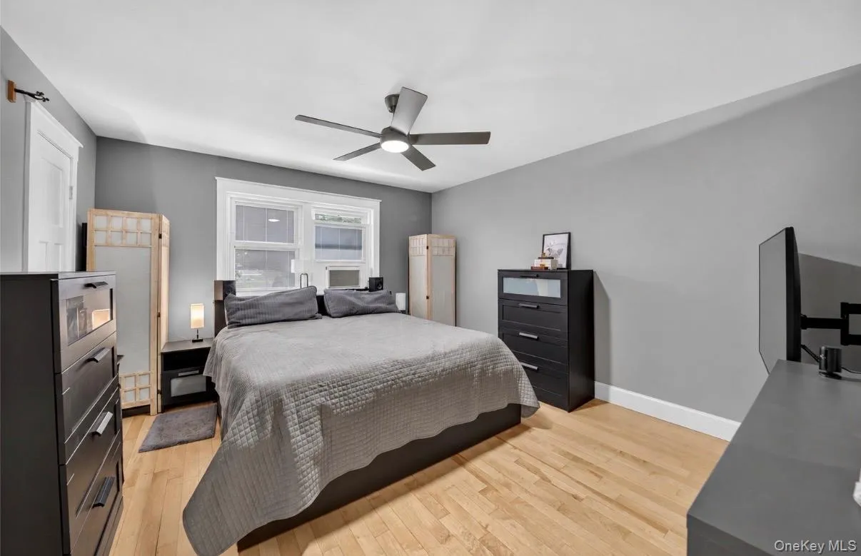 29 Beech Avenue, Brookhaven, NY, 3 Bedrooms Bedrooms, 11 Rooms Rooms,2 BathroomsBathrooms,Residential,For Rent,Beech,0,1021970 29 Beech Avenue, Brookhaven, NY, 3 Bedrooms Bedrooms, 11 Rooms Rooms,2 BathroomsBathrooms,Residential,For Rent,Beech,0,1021970