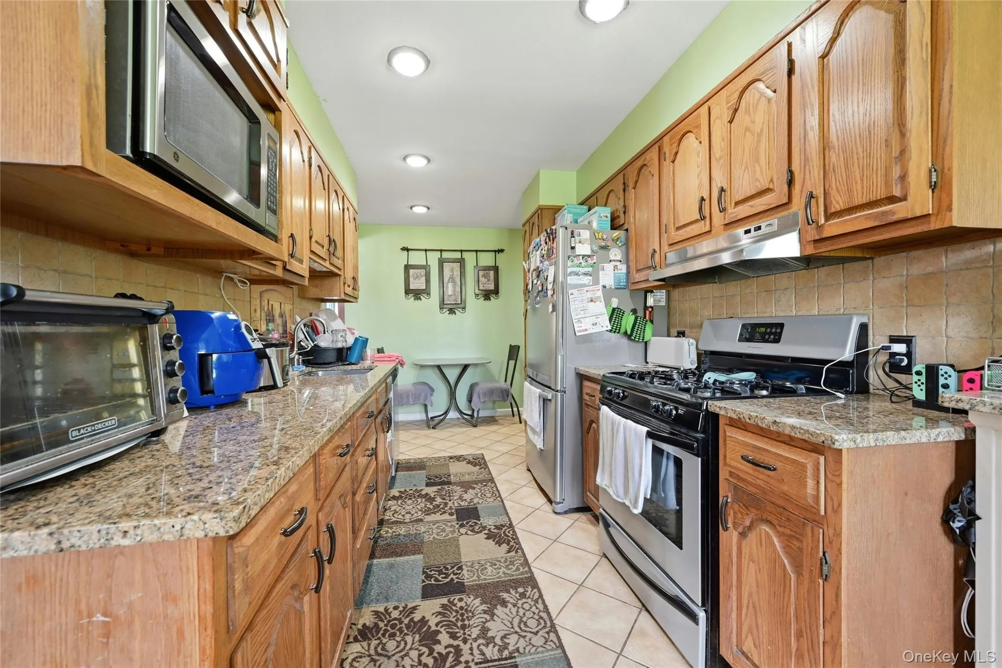 74 Tree Road, Brookhaven, NY, 4 Bedrooms Bedrooms, 9 Rooms Rooms,3 BathroomsBathrooms,Residential,For Rent,Tree,0,1021973 74 Tree Road, Brookhaven, NY, 4 Bedrooms Bedrooms, 9 Rooms Rooms,3 BathroomsBathrooms,Residential,For Rent,Tree,0,1021973
