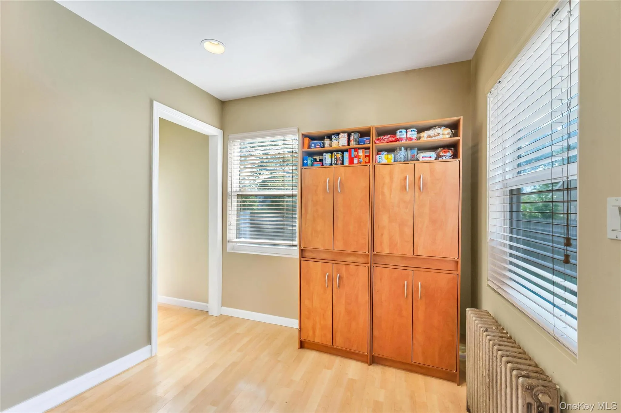 40 Columbia Street, Oyster Bay, NY, 5 Bedrooms Bedrooms, 14 Rooms Rooms,2 BathroomsBathrooms,Residential,For Rent,Columbia,0,1021975 40 Columbia Street, Oyster Bay, NY, 5 Bedrooms Bedrooms, 14 Rooms Rooms,2 BathroomsBathrooms,Residential,For Rent,Columbia,0,1021975