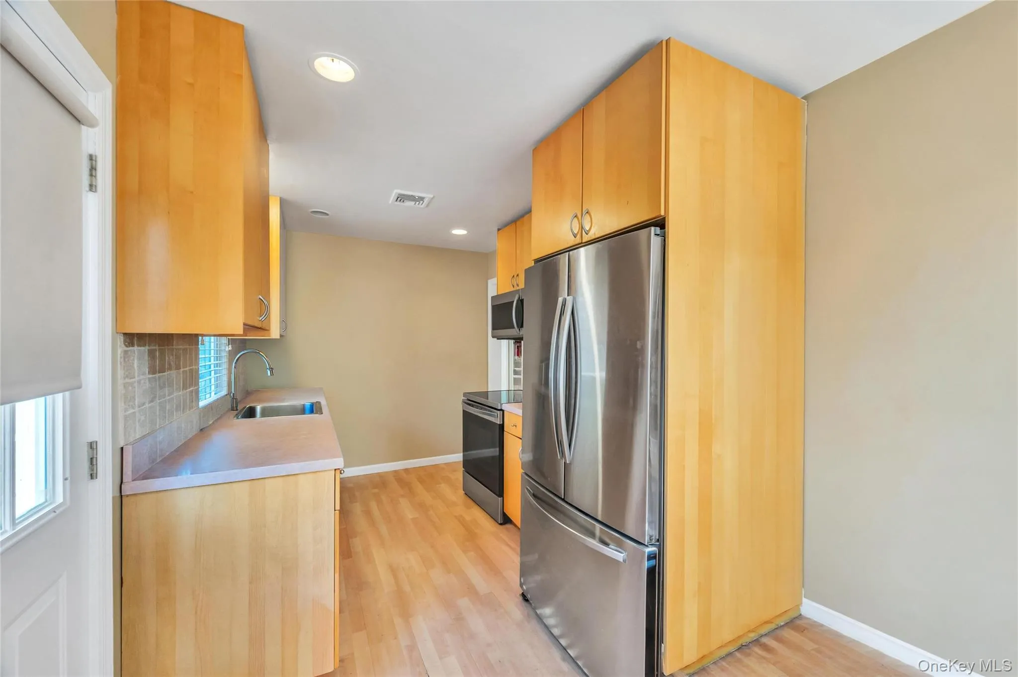 40 Columbia Street, Oyster Bay, NY, 5 Bedrooms Bedrooms, 14 Rooms Rooms,2 BathroomsBathrooms,Residential,For Rent,Columbia,0,1021975 40 Columbia Street, Oyster Bay, NY, 5 Bedrooms Bedrooms, 14 Rooms Rooms,2 BathroomsBathrooms,Residential,For Rent,Columbia,0,1021975