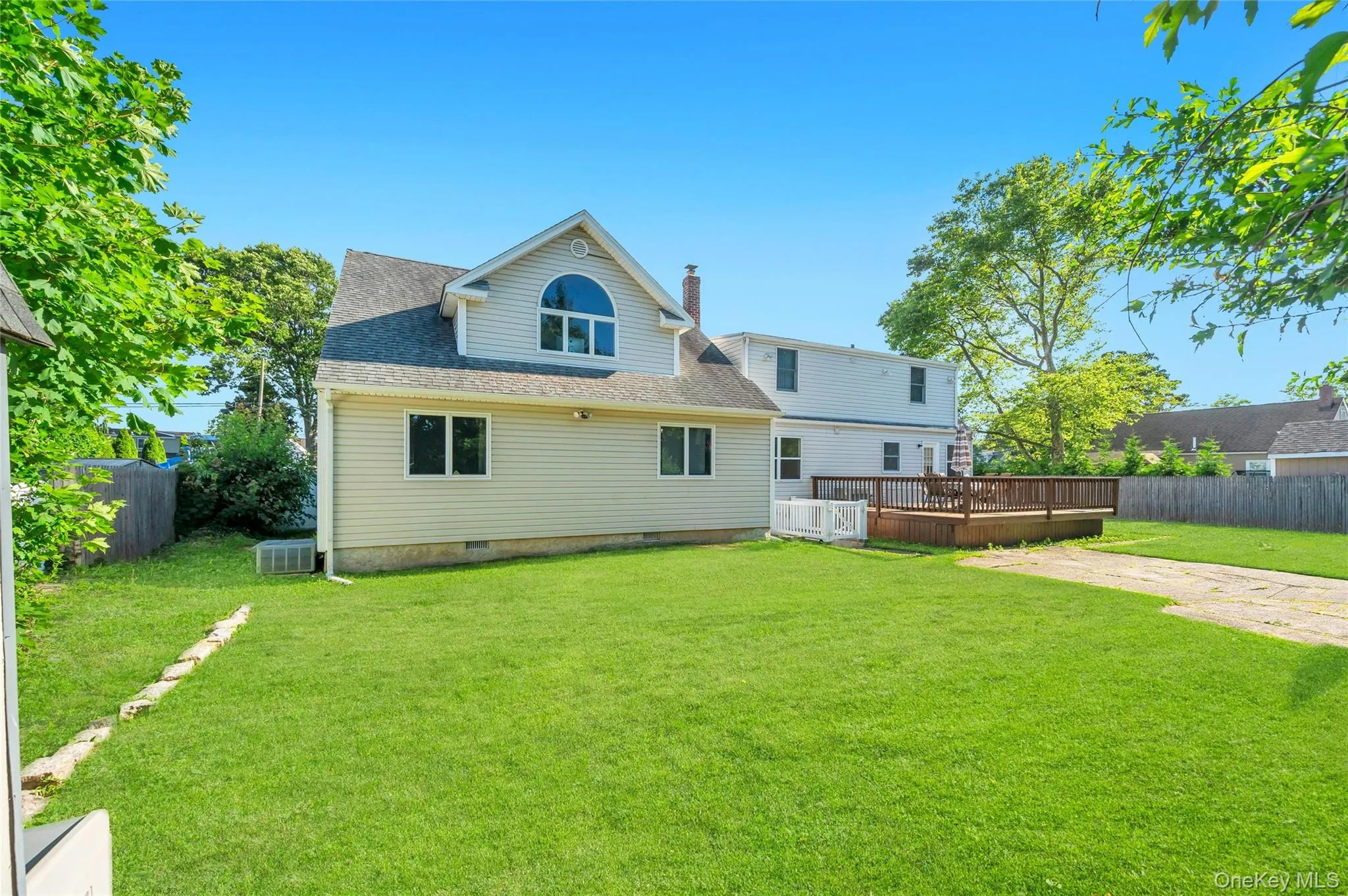 40 Columbia Street, Oyster Bay, NY, 5 Bedrooms Bedrooms, 14 Rooms Rooms,2 BathroomsBathrooms,Residential,For Rent,Columbia,0,1021975 40 Columbia Street, Oyster Bay, NY, 5 Bedrooms Bedrooms, 14 Rooms Rooms,2 BathroomsBathrooms,Residential,For Rent,Columbia,0,1021975