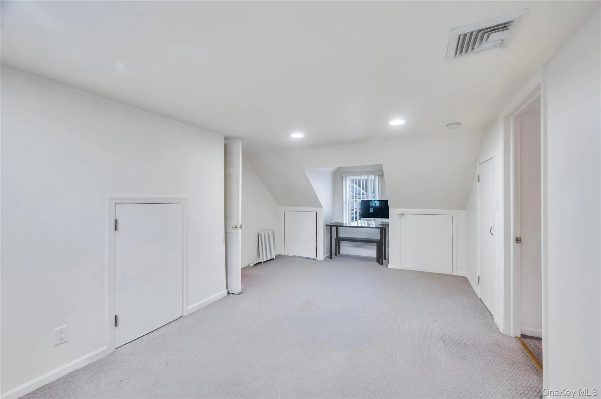 40 Columbia Street, Oyster Bay, NY, 5 Bedrooms Bedrooms, 14 Rooms Rooms,2 BathroomsBathrooms,Residential,For Rent,Columbia,0,1021975 40 Columbia Street, Oyster Bay, NY, 5 Bedrooms Bedrooms, 14 Rooms Rooms,2 BathroomsBathrooms,Residential,For Rent,Columbia,0,1021975