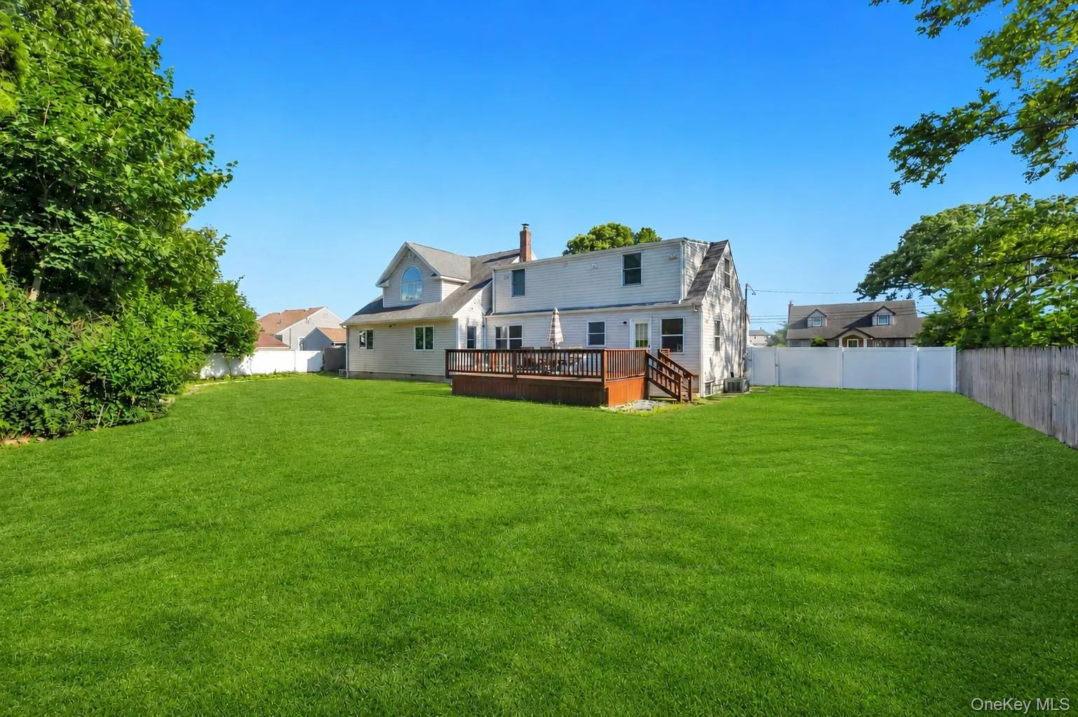 40 Columbia Street, Oyster Bay, NY, 5 Bedrooms Bedrooms, 14 Rooms Rooms,2 BathroomsBathrooms,Residential,For Rent,Columbia,0,1021975 40 Columbia Street, Oyster Bay, NY, 5 Bedrooms Bedrooms, 14 Rooms Rooms,2 BathroomsBathrooms,Residential,For Rent,Columbia,0,1021975