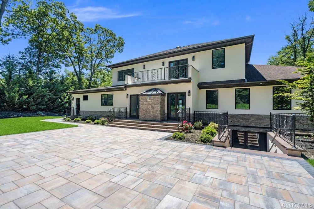 21 Arista Drive, Huntington, NY, 4 Bedrooms Bedrooms, 9 Rooms Rooms,4 BathroomsBathrooms,Residential,For Rent,Arista,0,1021977 21 Arista Drive, Huntington, NY, 4 Bedrooms Bedrooms, 9 Rooms Rooms,4 BathroomsBathrooms,Residential,For Rent,Arista,0,1021977
