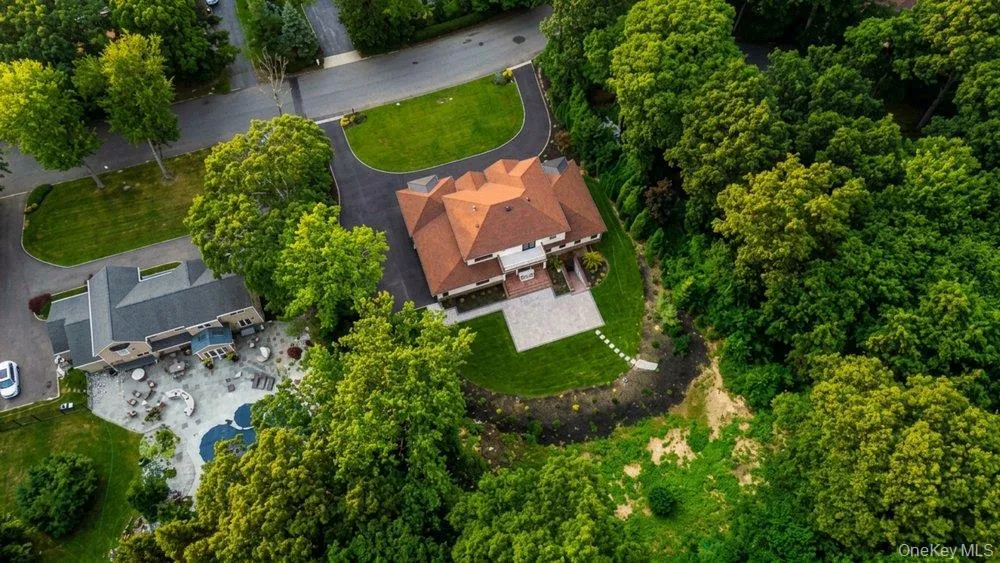 21 Arista Drive, Huntington, NY, 4 Bedrooms Bedrooms, 9 Rooms Rooms,4 BathroomsBathrooms,Residential,For Rent,Arista,0,1021977 21 Arista Drive, Huntington, NY, 4 Bedrooms Bedrooms, 9 Rooms Rooms,4 BathroomsBathrooms,Residential,For Rent,Arista,0,1021977