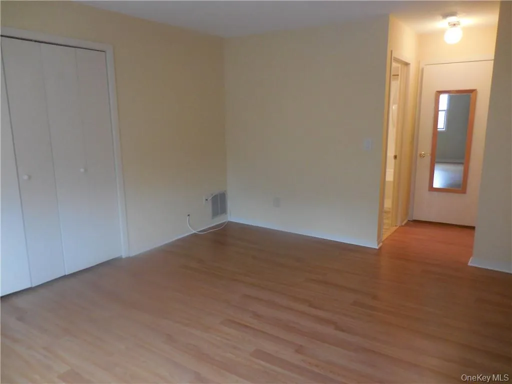 350 Water Street, Newburgh (city), NY, 1 Bedroom Bedrooms, 4 Rooms Rooms,1 BathroomBathrooms,Residential Lease,For Rent,Water,0,1021978 350 Water Street, Newburgh (city), NY, 1 Bedroom Bedrooms, 4 Rooms Rooms,1 BathroomBathrooms,Residential Lease,For Rent,Water,0,1021978