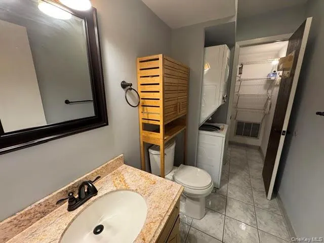 350 Water Street, Newburgh (city), NY, 1 Bedroom Bedrooms, 4 Rooms Rooms,1 BathroomBathrooms,Residential Lease,For Rent,Water,0,1021978 350 Water Street, Newburgh (city), NY, 1 Bedroom Bedrooms, 4 Rooms Rooms,1 BathroomBathrooms,Residential Lease,For Rent,Water,0,1021978