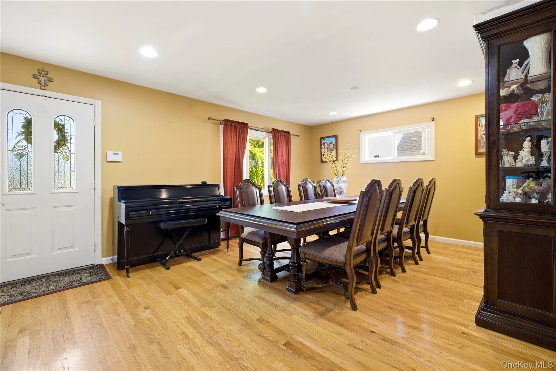119 Caroline Avenue, Hempstead, NY, 4 Bedrooms Bedrooms, 8 Rooms Rooms,2 BathroomsBathrooms,Residential,For Rent,Caroline,0,1021980 119 Caroline Avenue, Hempstead, NY, 4 Bedrooms Bedrooms, 8 Rooms Rooms,2 BathroomsBathrooms,Residential,For Rent,Caroline,0,1021980