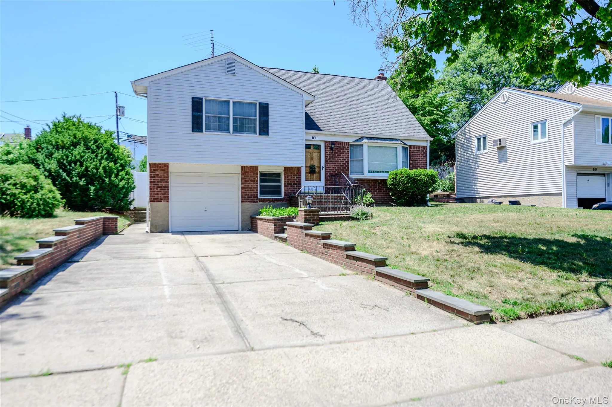 87 Central Park Road, Oyster Bay, NY, 3 Bedrooms Bedrooms, 8 Rooms Rooms,1 BathroomBathrooms,Residential,For Rent,Central Park,0,1021983 87 Central Park Road, Oyster Bay, NY, 3 Bedrooms Bedrooms, 8 Rooms Rooms,1 BathroomBathrooms,Residential,For Rent,Central Park,0,1021983