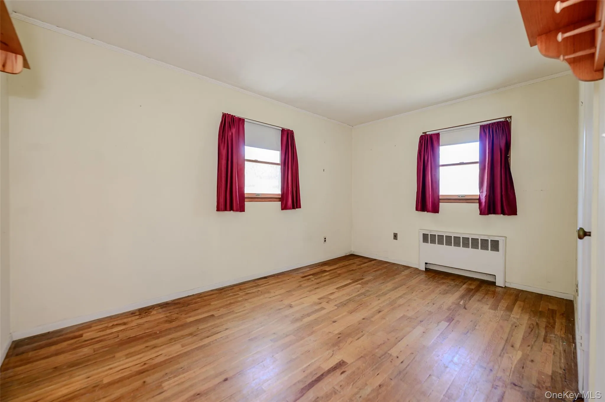 87 Central Park Road, Oyster Bay, NY, 3 Bedrooms Bedrooms, 8 Rooms Rooms,1 BathroomBathrooms,Residential,For Rent,Central Park,0,1021983 87 Central Park Road, Oyster Bay, NY, 3 Bedrooms Bedrooms, 8 Rooms Rooms,1 BathroomBathrooms,Residential,For Rent,Central Park,0,1021983