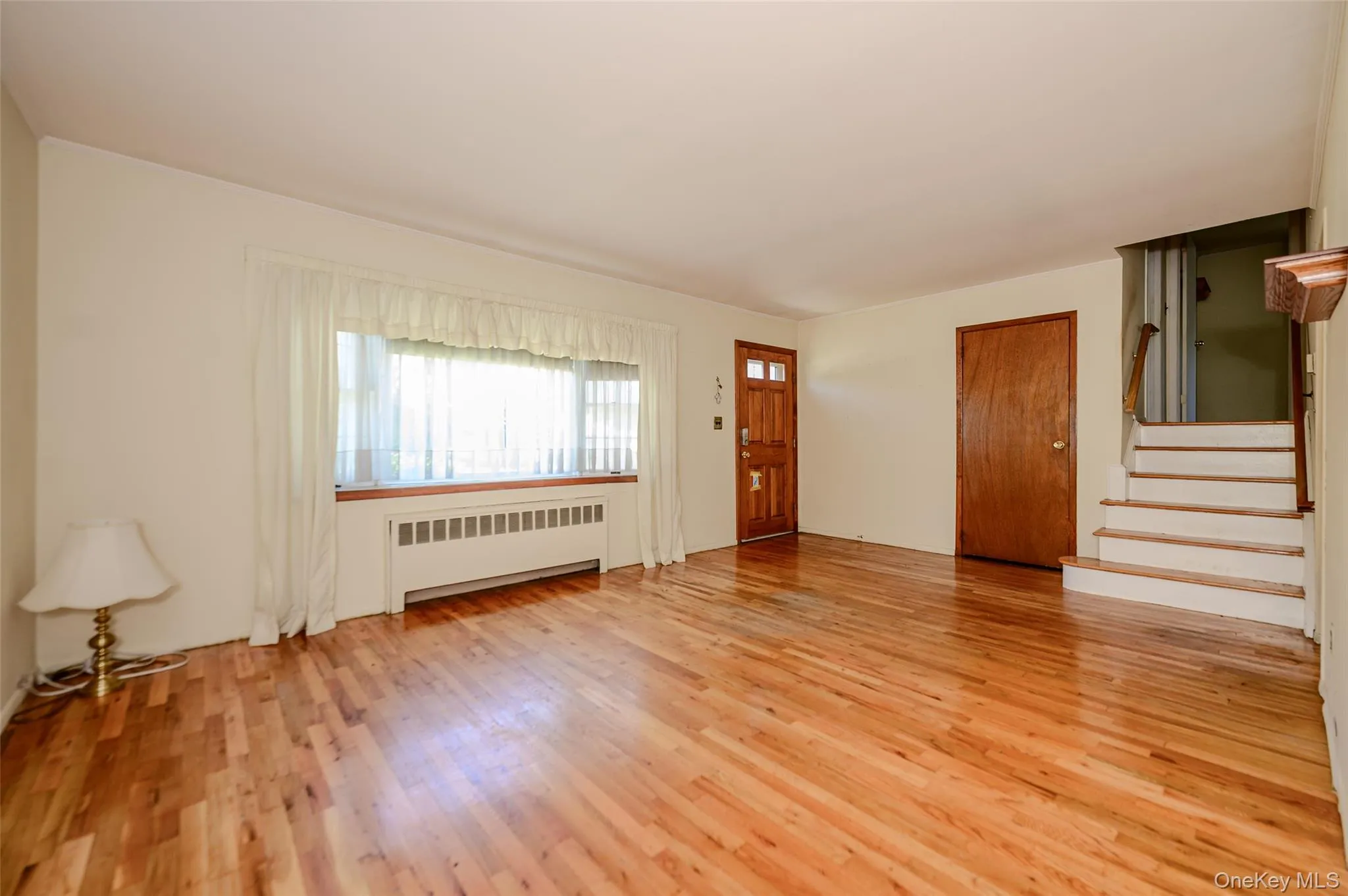87 Central Park Road, Oyster Bay, NY, 3 Bedrooms Bedrooms, 8 Rooms Rooms,1 BathroomBathrooms,Residential,For Rent,Central Park,0,1021983 87 Central Park Road, Oyster Bay, NY, 3 Bedrooms Bedrooms, 8 Rooms Rooms,1 BathroomBathrooms,Residential,For Rent,Central Park,0,1021983