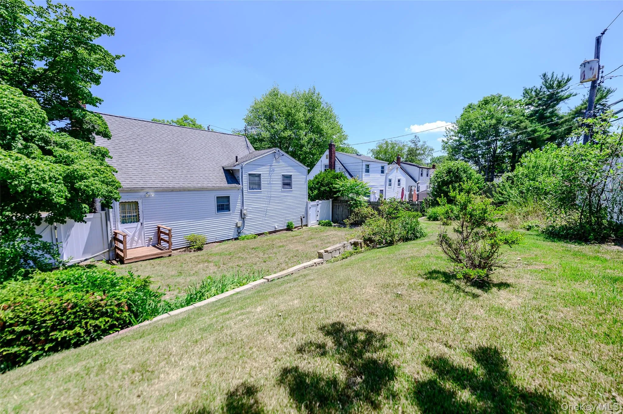 87 Central Park Road, Oyster Bay, NY, 3 Bedrooms Bedrooms, 8 Rooms Rooms,1 BathroomBathrooms,Residential,For Rent,Central Park,0,1021983 87 Central Park Road, Oyster Bay, NY, 3 Bedrooms Bedrooms, 8 Rooms Rooms,1 BathroomBathrooms,Residential,For Rent,Central Park,0,1021983