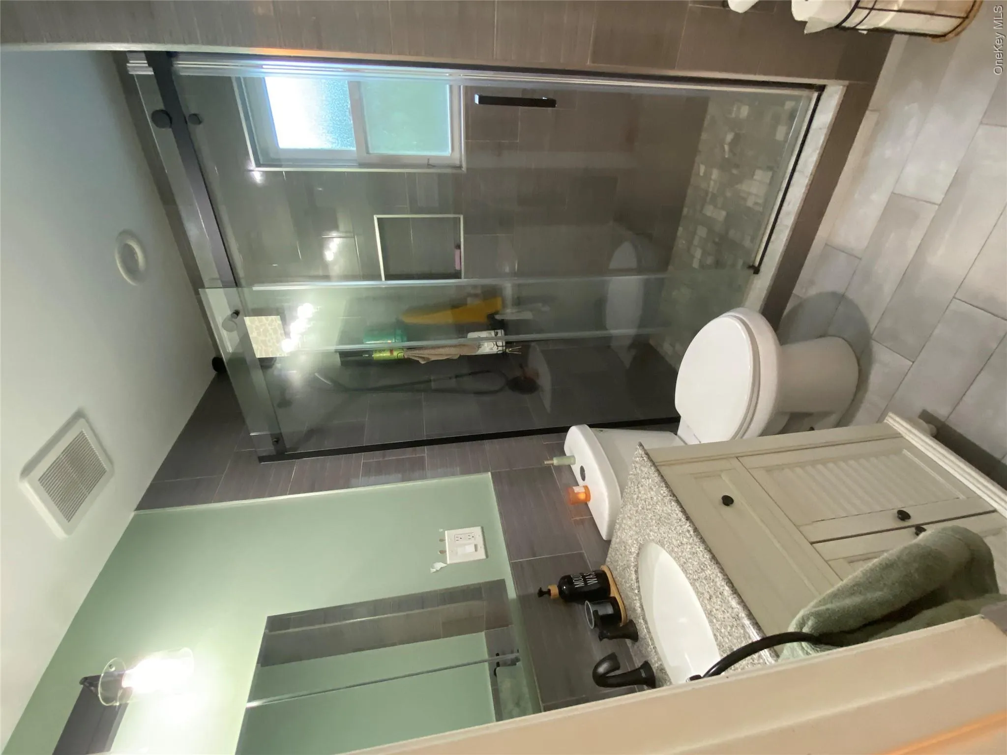 11420 201st Street, New York, NY, 3 Bedrooms Bedrooms, 7 Rooms Rooms,1 BathroomBathrooms,Residential,For Rent,201st,0,1021984 11420 201st Street, New York, NY, 3 Bedrooms Bedrooms, 7 Rooms Rooms,1 BathroomBathrooms,Residential,For Rent,201st,0,1021984