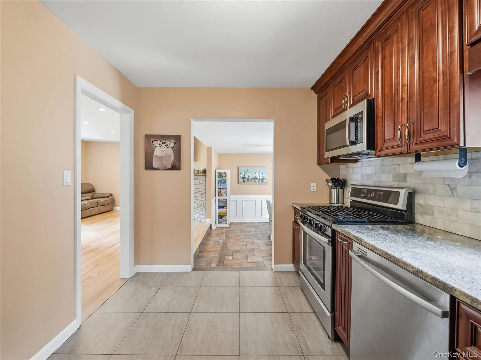 15 Summit Avenue, Ramapo, NY, 3 Bedrooms Bedrooms, 8 Rooms Rooms,1 BathroomBathrooms,Residential,For Rent,Summit,0,1021985 15 Summit Avenue, Ramapo, NY, 3 Bedrooms Bedrooms, 8 Rooms Rooms,1 BathroomBathrooms,Residential,For Rent,Summit,0,1021985