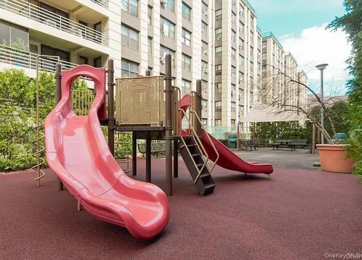 98-34 63rd Drive, New York, NY, 3 Rooms Rooms,1 BathroomBathrooms,Residential,For Rent,63rd,0,1021988 98-34 63rd Drive, New York, NY, 3 Rooms Rooms,1 BathroomBathrooms,Residential,For Rent,63rd,0,1021988