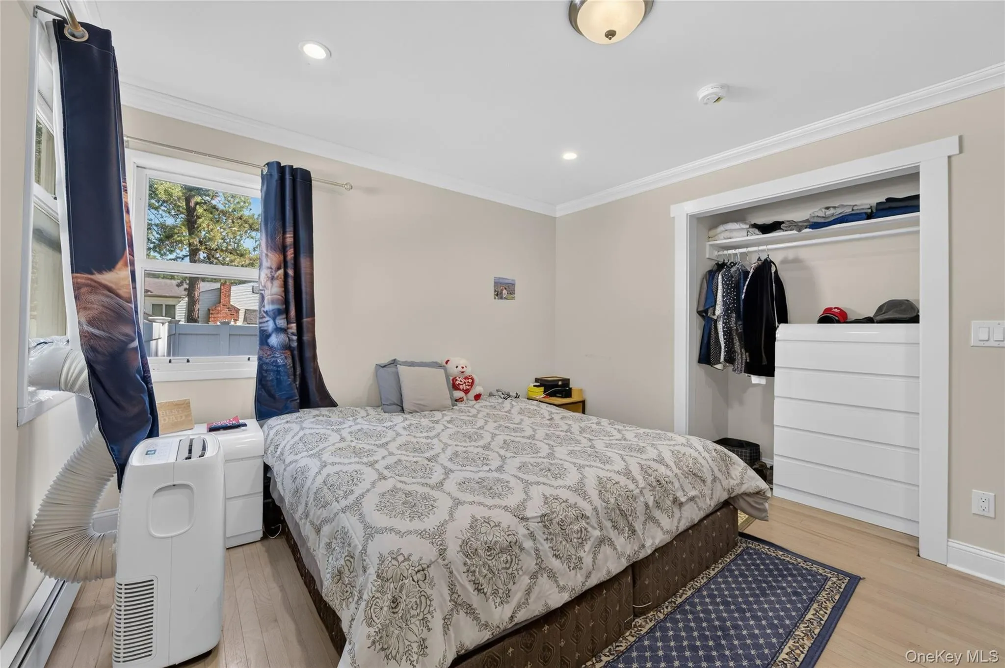 208 Newburgh Avenue, Brookhaven, NY, 6 Bedrooms Bedrooms, 12 Rooms Rooms,3 BathroomsBathrooms,Residential,For Rent,Newburgh,0,1021990 208 Newburgh Avenue, Brookhaven, NY, 6 Bedrooms Bedrooms, 12 Rooms Rooms,3 BathroomsBathrooms,Residential,For Rent,Newburgh,0,1021990