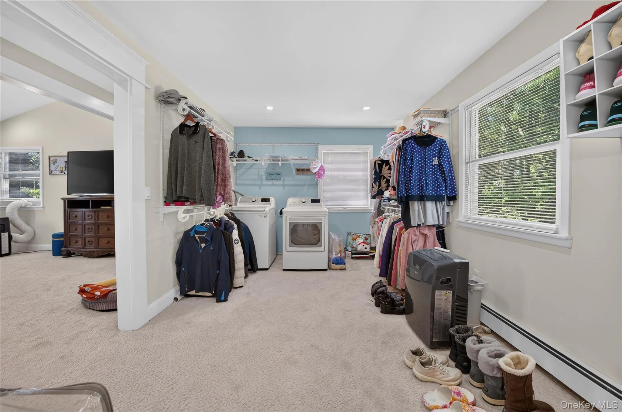 208 Newburgh Avenue, Brookhaven, NY, 6 Bedrooms Bedrooms, 12 Rooms Rooms,3 BathroomsBathrooms,Residential,For Rent,Newburgh,0,1021990 208 Newburgh Avenue, Brookhaven, NY, 6 Bedrooms Bedrooms, 12 Rooms Rooms,3 BathroomsBathrooms,Residential,For Rent,Newburgh,0,1021990