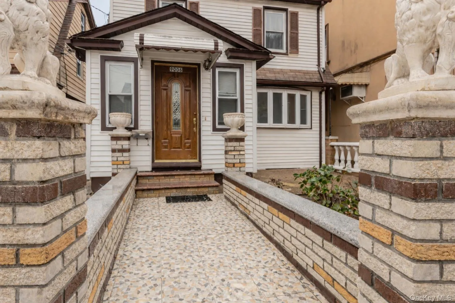 9006 107th Avenue, New York, NY, 4 Bedrooms Bedrooms, 6 Rooms Rooms,2 BathroomsBathrooms,Residential,For Rent,107th,0,1021993 9006 107th Avenue, New York, NY, 4 Bedrooms Bedrooms, 6 Rooms Rooms,2 BathroomsBathrooms,Residential,For Rent,107th,0,1021993