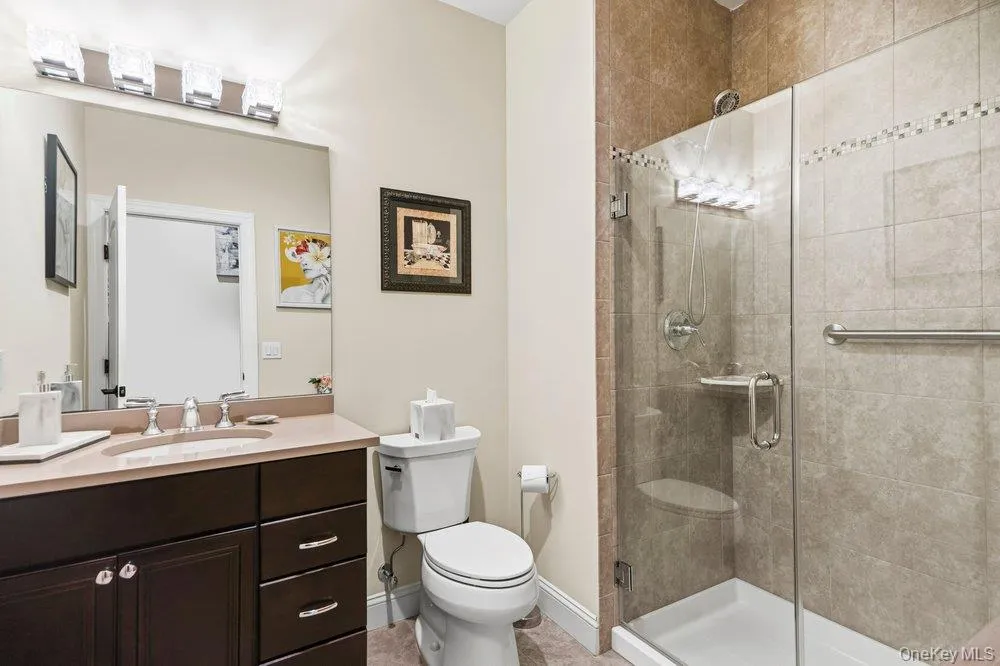 174 Halley Drive, Brookhaven, NY, 2 Bedrooms Bedrooms, 6 Rooms Rooms,2 BathroomsBathrooms,Residential,For Rent,Halley,0,1021995 174 Halley Drive, Brookhaven, NY, 2 Bedrooms Bedrooms, 6 Rooms Rooms,2 BathroomsBathrooms,Residential,For Rent,Halley,0,1021995