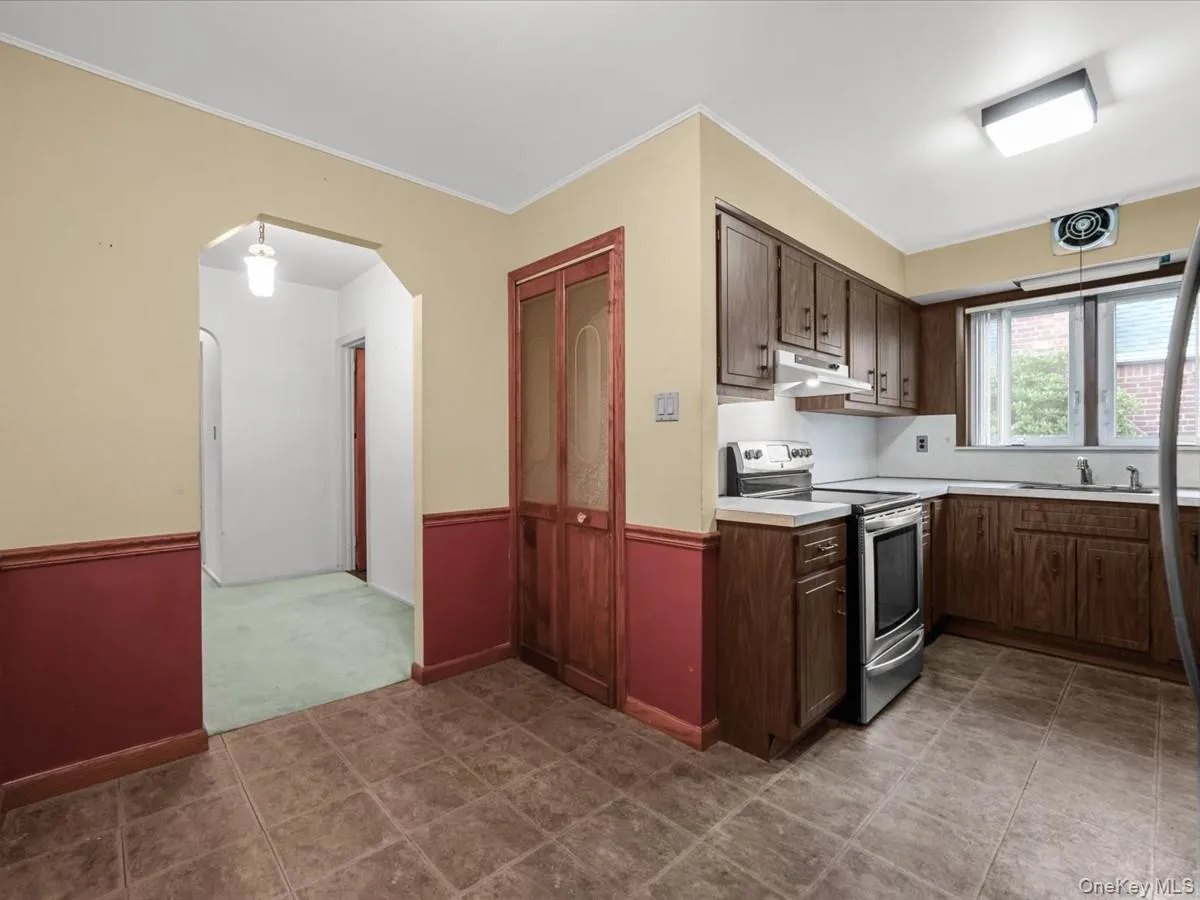 8026 217th Street, New York, NY, 5 Bedrooms Bedrooms, 12 Rooms Rooms,3 BathroomsBathrooms,Residential,For Rent,217th,0,1021999 8026 217th Street, New York, NY, 5 Bedrooms Bedrooms, 12 Rooms Rooms,3 BathroomsBathrooms,Residential,For Rent,217th,0,1021999