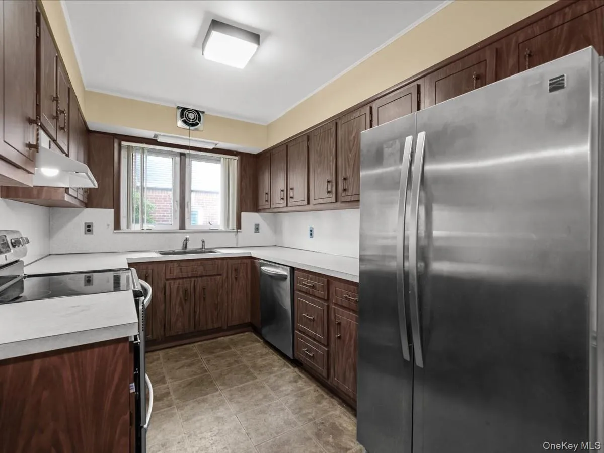 8026 217th Street, New York, NY, 5 Bedrooms Bedrooms, 12 Rooms Rooms,3 BathroomsBathrooms,Residential,For Rent,217th,0,1021999 8026 217th Street, New York, NY, 5 Bedrooms Bedrooms, 12 Rooms Rooms,3 BathroomsBathrooms,Residential,For Rent,217th,0,1021999