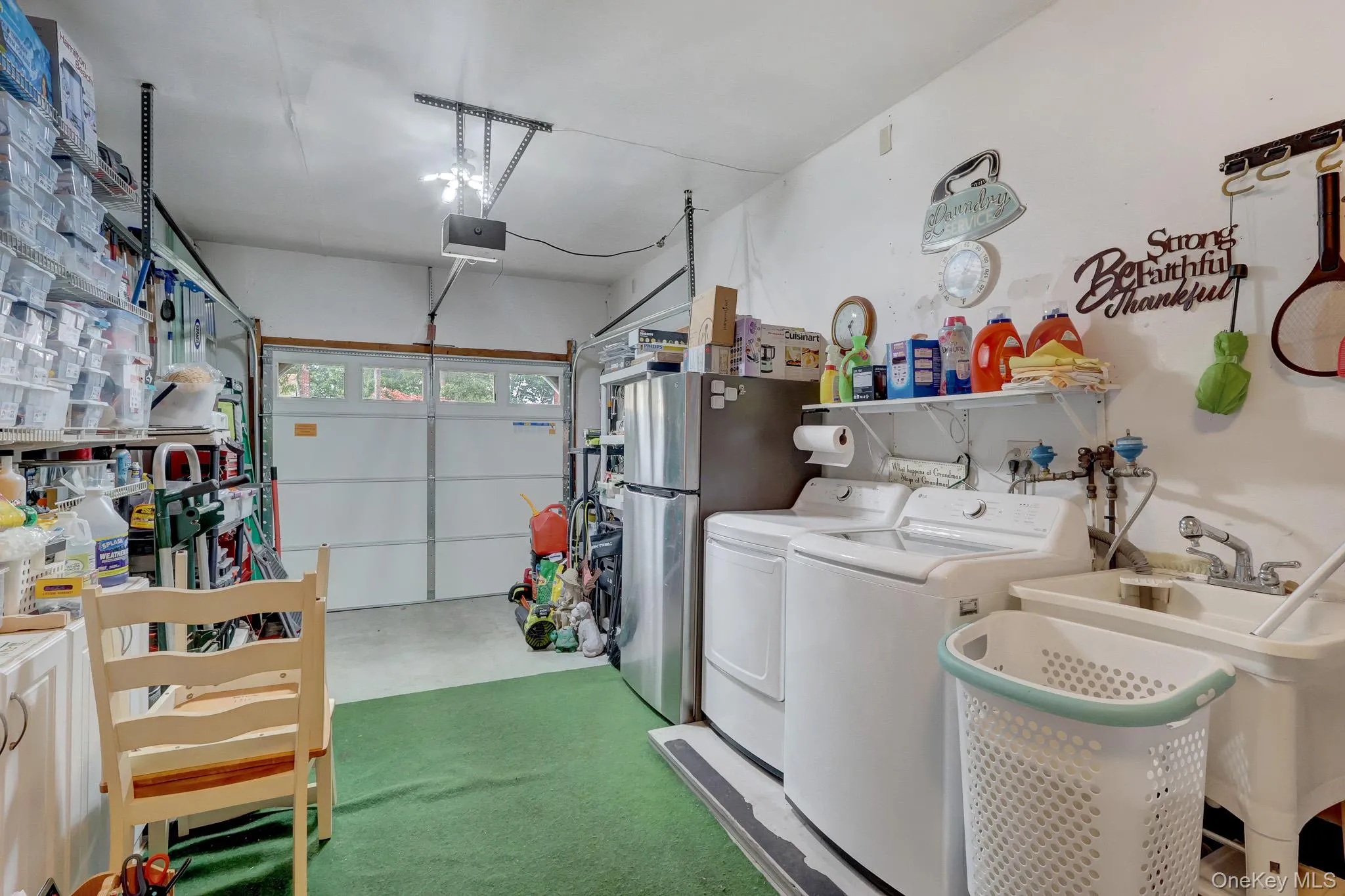 258 Floyd Road, Brookhaven, NY, 3 Bedrooms Bedrooms, 5 Rooms Rooms,2 BathroomsBathrooms,Residential,For Rent,Floyd,0,1022001 258 Floyd Road, Brookhaven, NY, 3 Bedrooms Bedrooms, 5 Rooms Rooms,2 BathroomsBathrooms,Residential,For Rent,Floyd,0,1022001