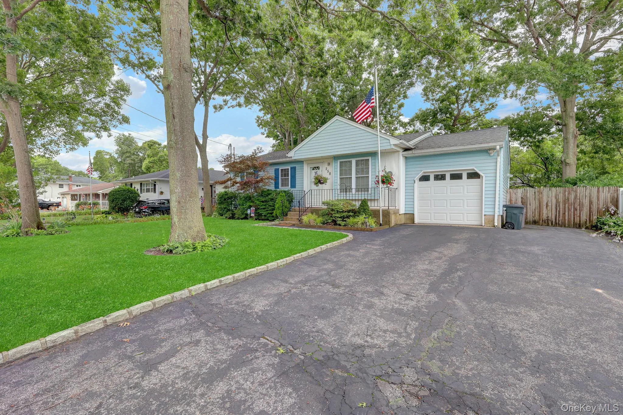 258 Floyd Road, Brookhaven, NY, 3 Bedrooms Bedrooms, 5 Rooms Rooms,2 BathroomsBathrooms,Residential,For Rent,Floyd,0,1022001 258 Floyd Road, Brookhaven, NY, 3 Bedrooms Bedrooms, 5 Rooms Rooms,2 BathroomsBathrooms,Residential,For Rent,Floyd,0,1022001