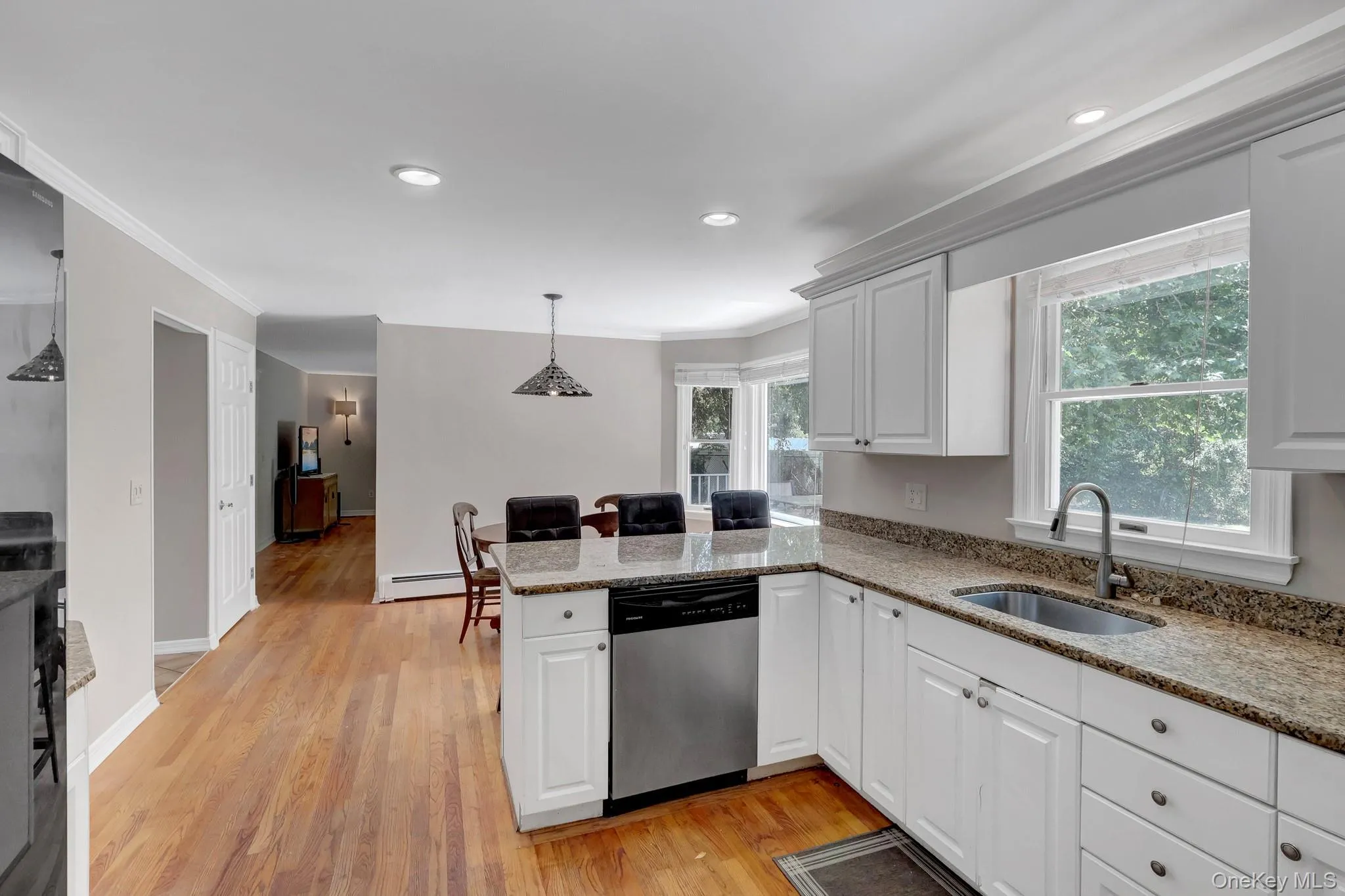 67 Randall Road, Brookhaven, NY, 5 Bedrooms Bedrooms, 12 Rooms Rooms,3 BathroomsBathrooms,Residential,For Rent,Randall,0,1022011 67 Randall Road, Brookhaven, NY, 5 Bedrooms Bedrooms, 12 Rooms Rooms,3 BathroomsBathrooms,Residential,For Rent,Randall,0,1022011