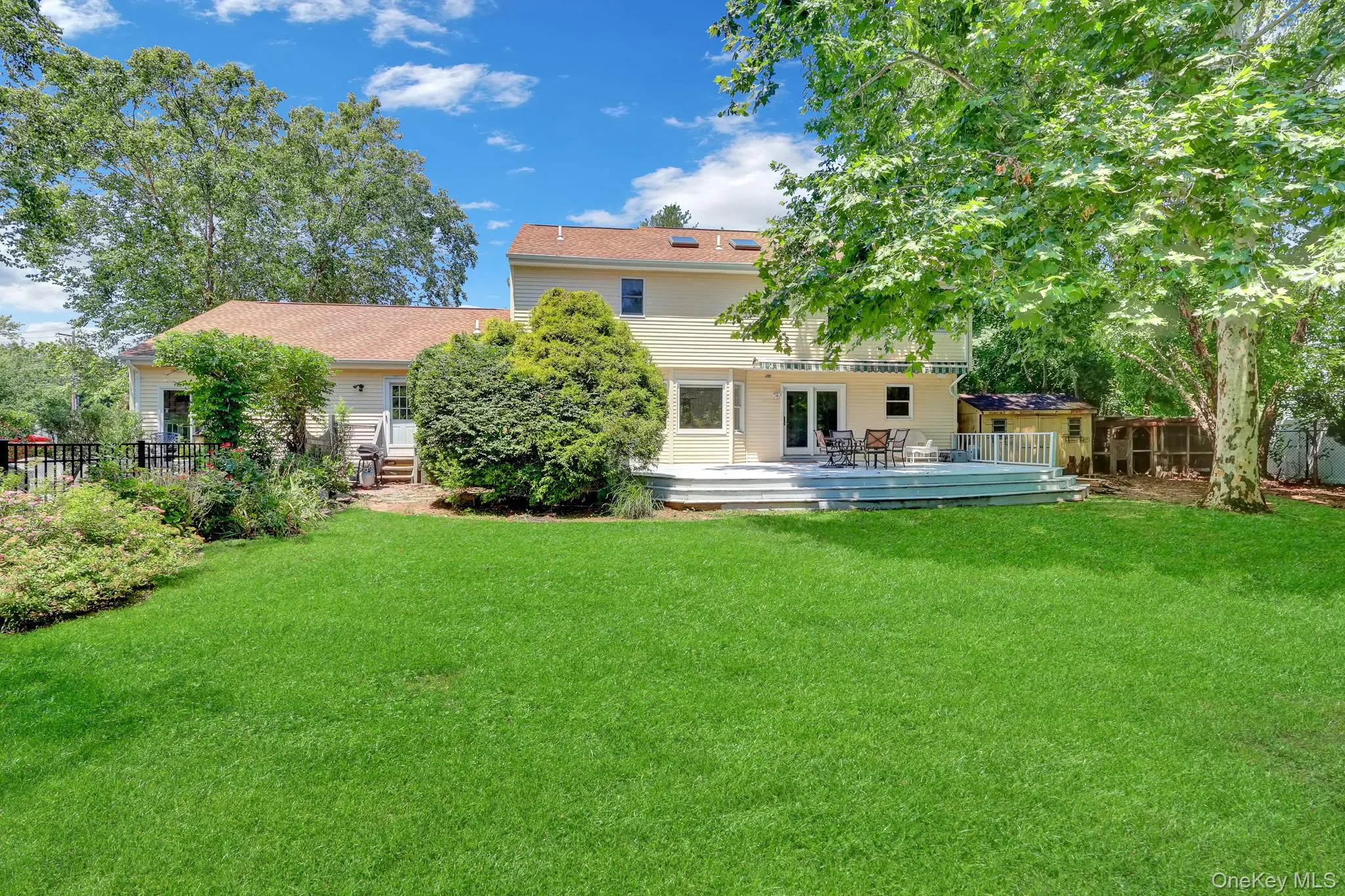 67 Randall Road, Brookhaven, NY, 5 Bedrooms Bedrooms, 12 Rooms Rooms,3 BathroomsBathrooms,Residential,For Rent,Randall,0,1022011 67 Randall Road, Brookhaven, NY, 5 Bedrooms Bedrooms, 12 Rooms Rooms,3 BathroomsBathrooms,Residential,For Rent,Randall,0,1022011