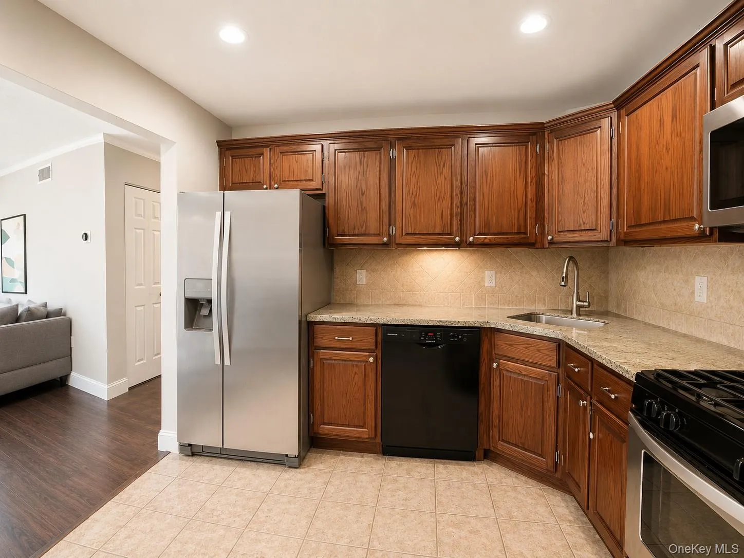 10 Edinburgh Drive, Peekskill, NY, 2 Bedrooms Bedrooms, 7 Rooms Rooms,2 BathroomsBathrooms,Residential,For Rent,Edinburgh,0,1022012 10 Edinburgh Drive, Peekskill, NY, 2 Bedrooms Bedrooms, 7 Rooms Rooms,2 BathroomsBathrooms,Residential,For Rent,Edinburgh,0,1022012