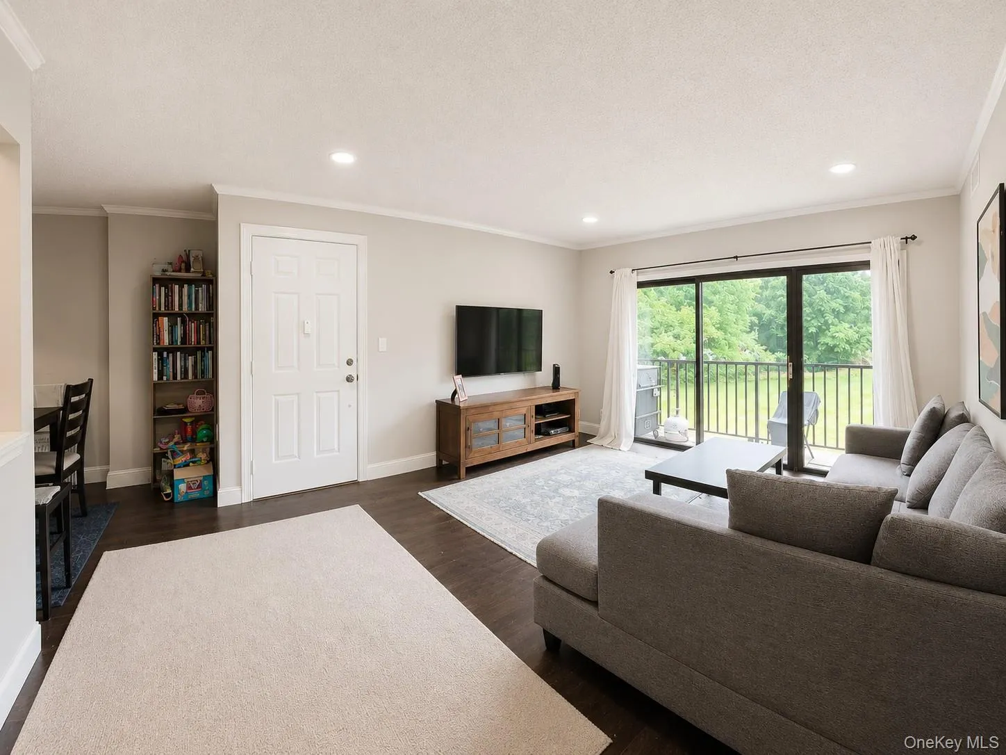10 Edinburgh Drive, Peekskill, NY, 2 Bedrooms Bedrooms, 7 Rooms Rooms,2 BathroomsBathrooms,Residential,For Rent,Edinburgh,0,1022012 10 Edinburgh Drive, Peekskill, NY, 2 Bedrooms Bedrooms, 7 Rooms Rooms,2 BathroomsBathrooms,Residential,For Rent,Edinburgh,0,1022012
