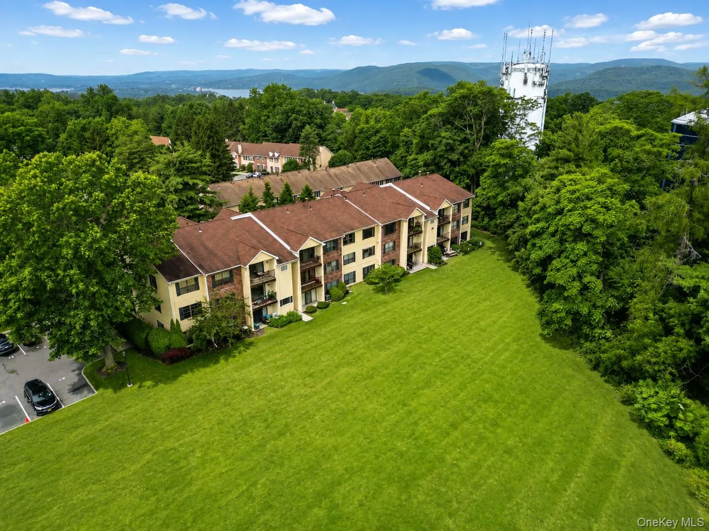 10 Edinburgh Drive, Peekskill, NY, 2 Bedrooms Bedrooms, 7 Rooms Rooms,2 BathroomsBathrooms,Residential,For Rent,Edinburgh,0,1022012 10 Edinburgh Drive, Peekskill, NY, 2 Bedrooms Bedrooms, 7 Rooms Rooms,2 BathroomsBathrooms,Residential,For Rent,Edinburgh,0,1022012