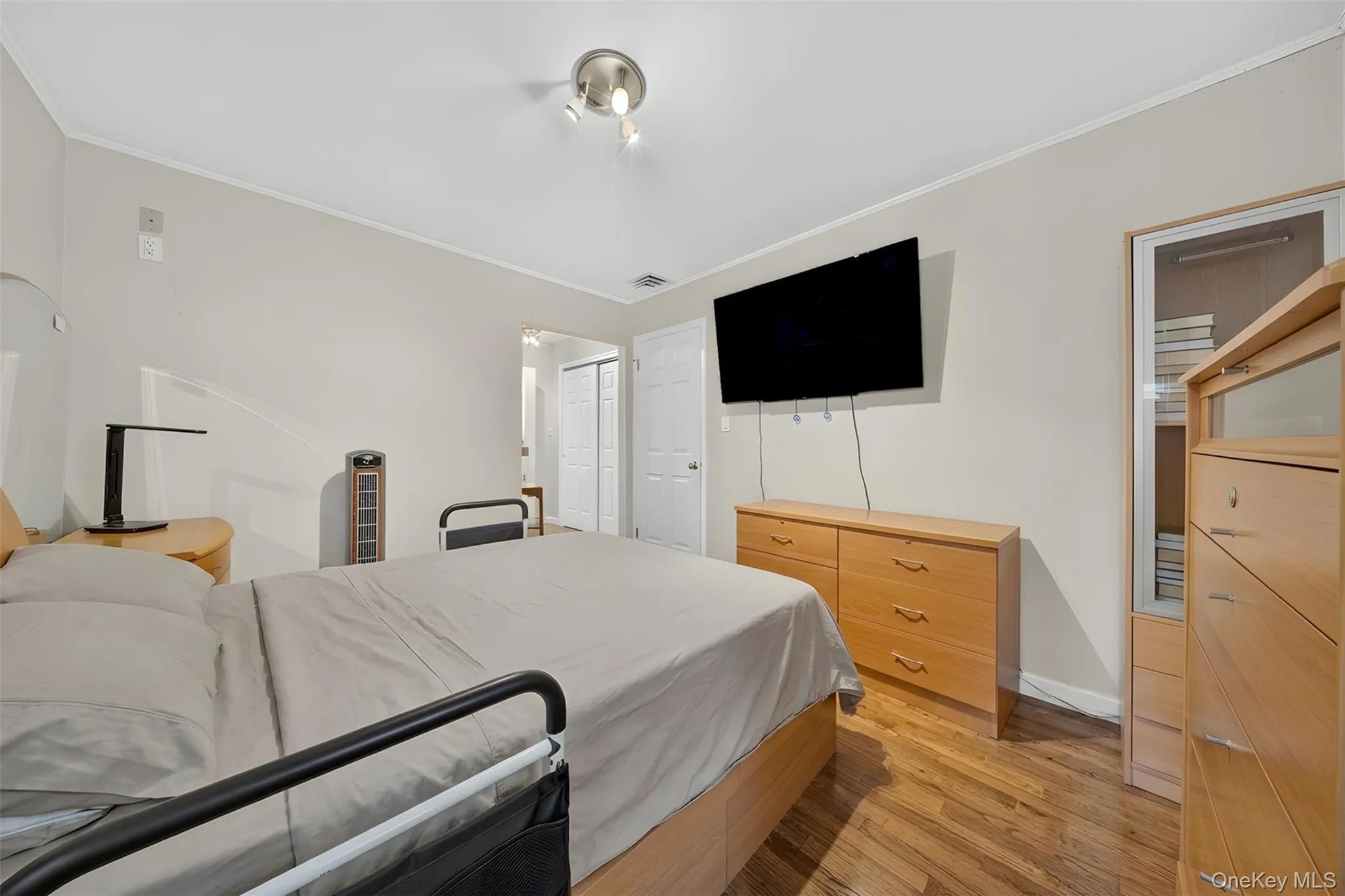 218-21 Stewart Road, New York, NY, 3 Bedrooms Bedrooms, 6 Rooms Rooms,3 BathroomsBathrooms,Residential,For Rent,Stewart,0,1022013 218-21 Stewart Road, New York, NY, 3 Bedrooms Bedrooms, 6 Rooms Rooms,3 BathroomsBathrooms,Residential,For Rent,Stewart,0,1022013