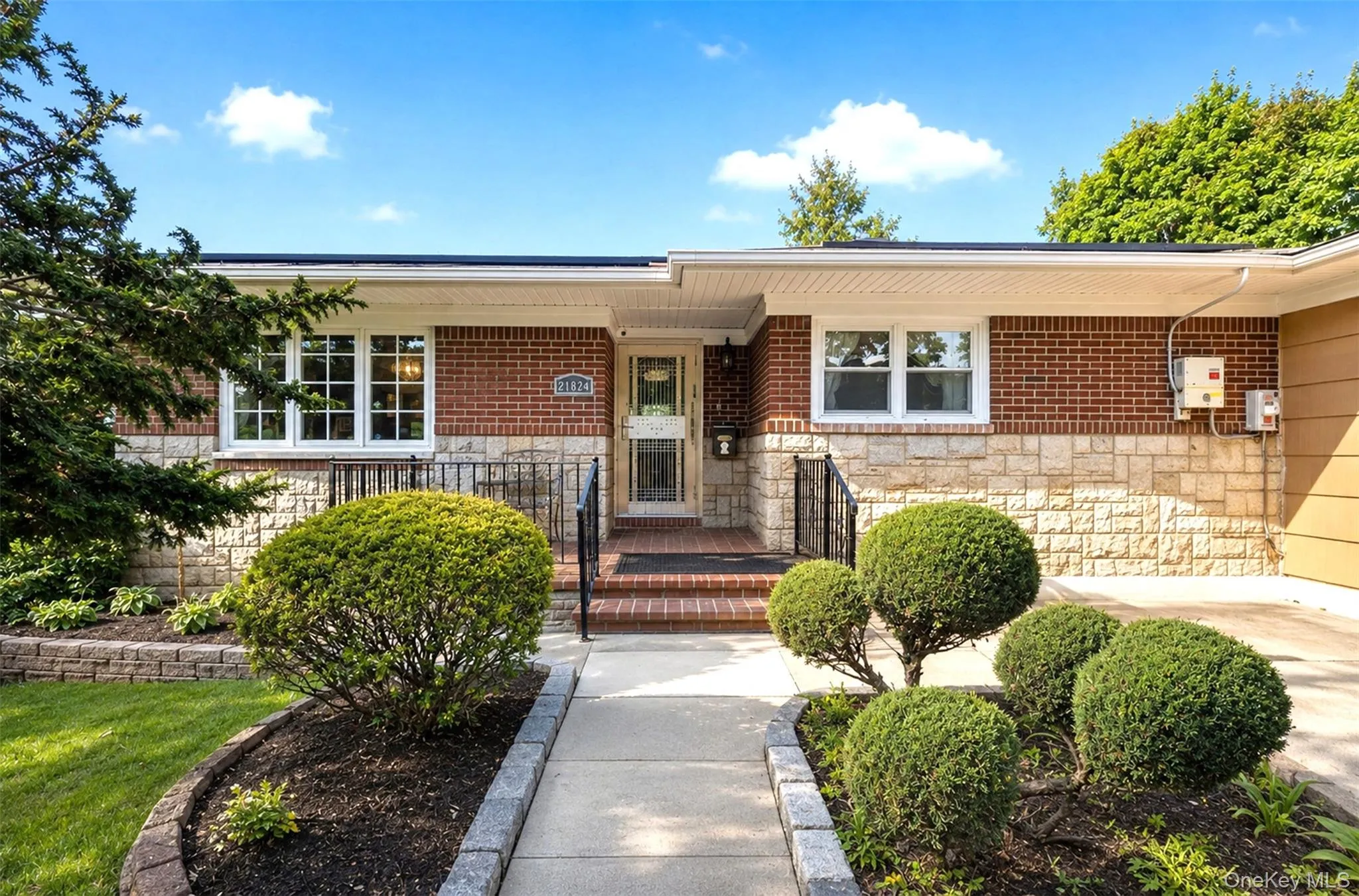 218-21 Stewart Road, New York, NY, 3 Bedrooms Bedrooms, 6 Rooms Rooms,3 BathroomsBathrooms,Residential,For Rent,Stewart,0,1022013 218-21 Stewart Road, New York, NY, 3 Bedrooms Bedrooms, 6 Rooms Rooms,3 BathroomsBathrooms,Residential,For Rent,Stewart,0,1022013