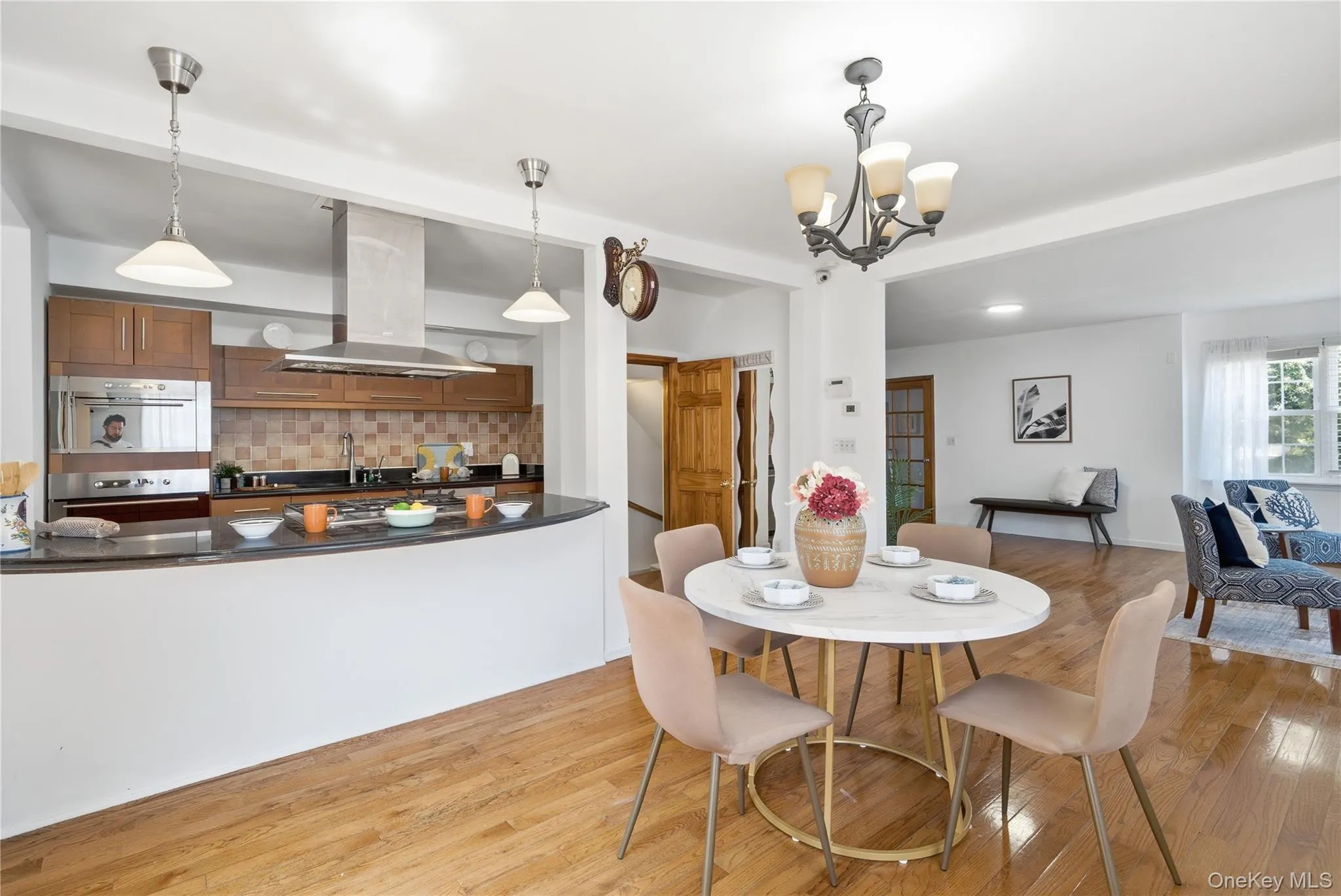 2934 161st Street, New York, NY, 3 Bedrooms Bedrooms, 8 Rooms Rooms,2 BathroomsBathrooms,Residential,For Rent,161st,0,1022027 2934 161st Street, New York, NY, 3 Bedrooms Bedrooms, 8 Rooms Rooms,2 BathroomsBathrooms,Residential,For Rent,161st,0,1022027