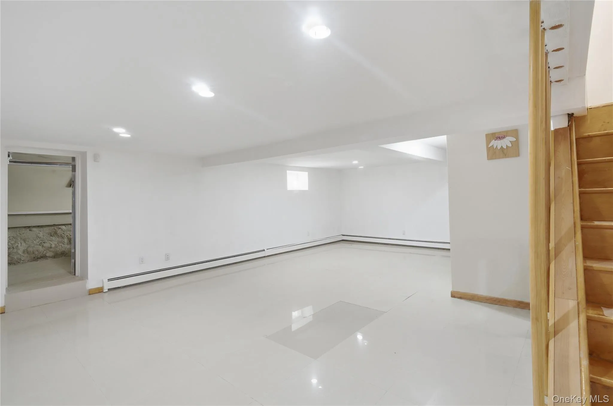2934 161st Street, New York, NY, 3 Bedrooms Bedrooms, 8 Rooms Rooms,2 BathroomsBathrooms,Residential,For Rent,161st,0,1022027 2934 161st Street, New York, NY, 3 Bedrooms Bedrooms, 8 Rooms Rooms,2 BathroomsBathrooms,Residential,For Rent,161st,0,1022027