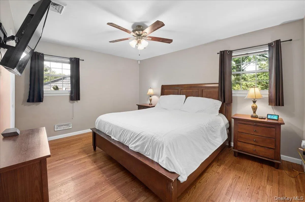 5 Marcus Road, Clarkstown, NY, 3 Bedrooms Bedrooms, 7 Rooms Rooms,2 BathroomsBathrooms,Residential,For Rent,Marcus,0,1022028 5 Marcus Road, Clarkstown, NY, 3 Bedrooms Bedrooms, 7 Rooms Rooms,2 BathroomsBathrooms,Residential,For Rent,Marcus,0,1022028